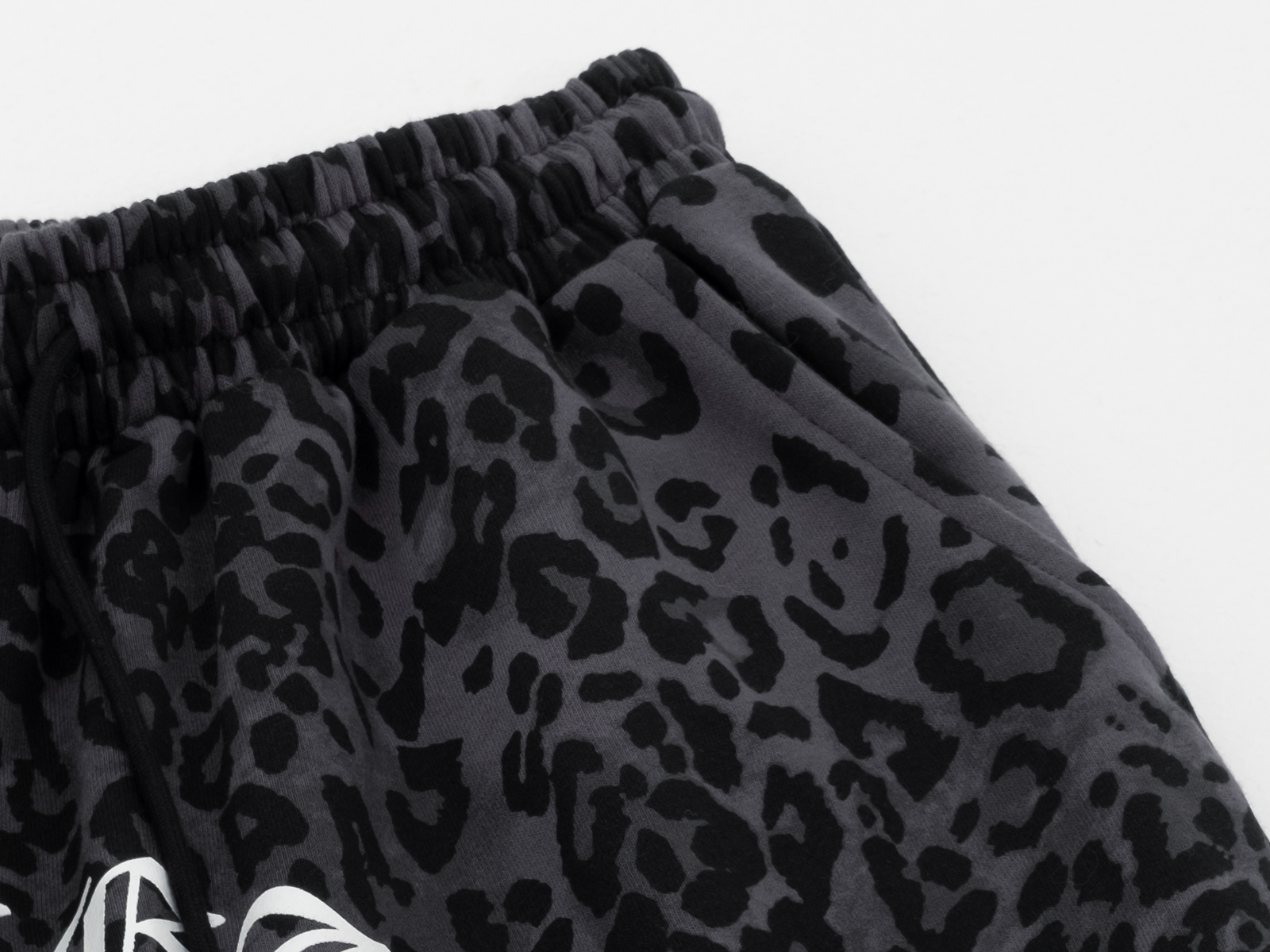 SHIFT EASE SWEATPANTS