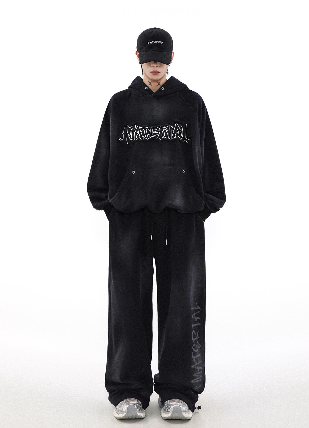 ACID WASHED INITIAL PANTS