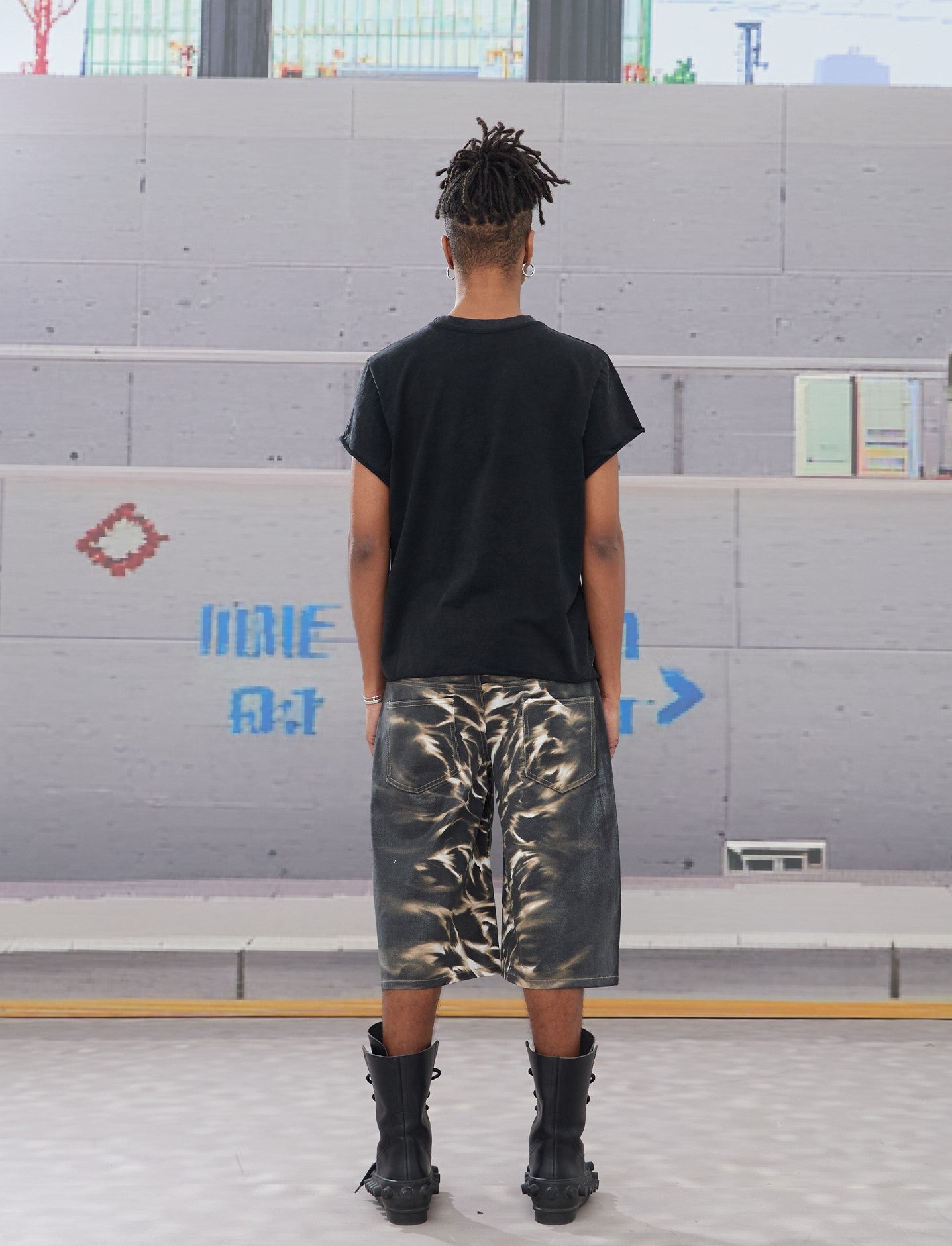 RAZOR GRAPH DENIM SHORTS