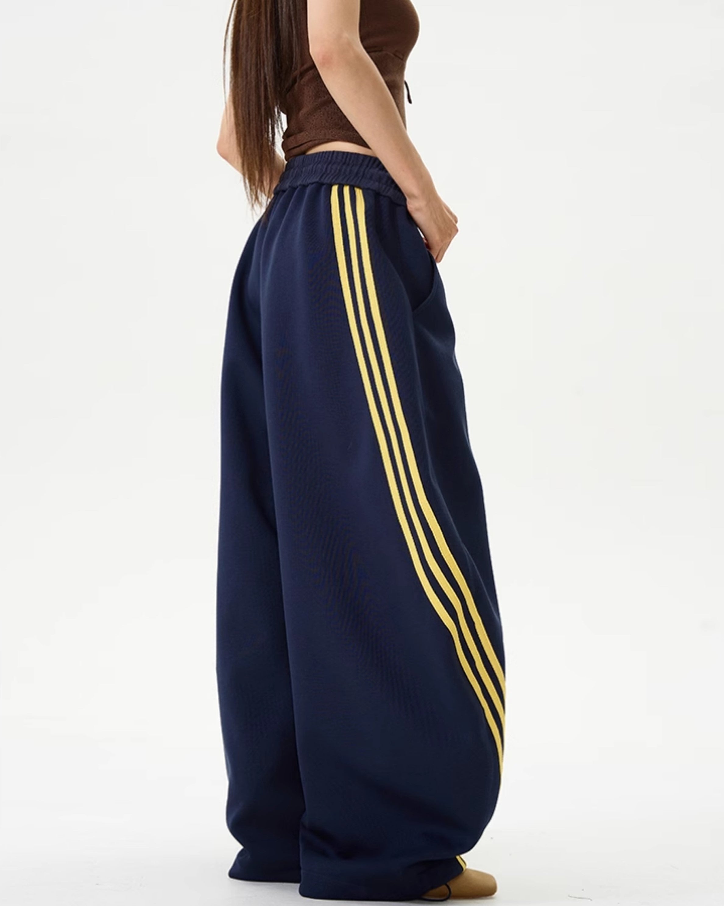 LOOSE STRIDE TRACK PANTS