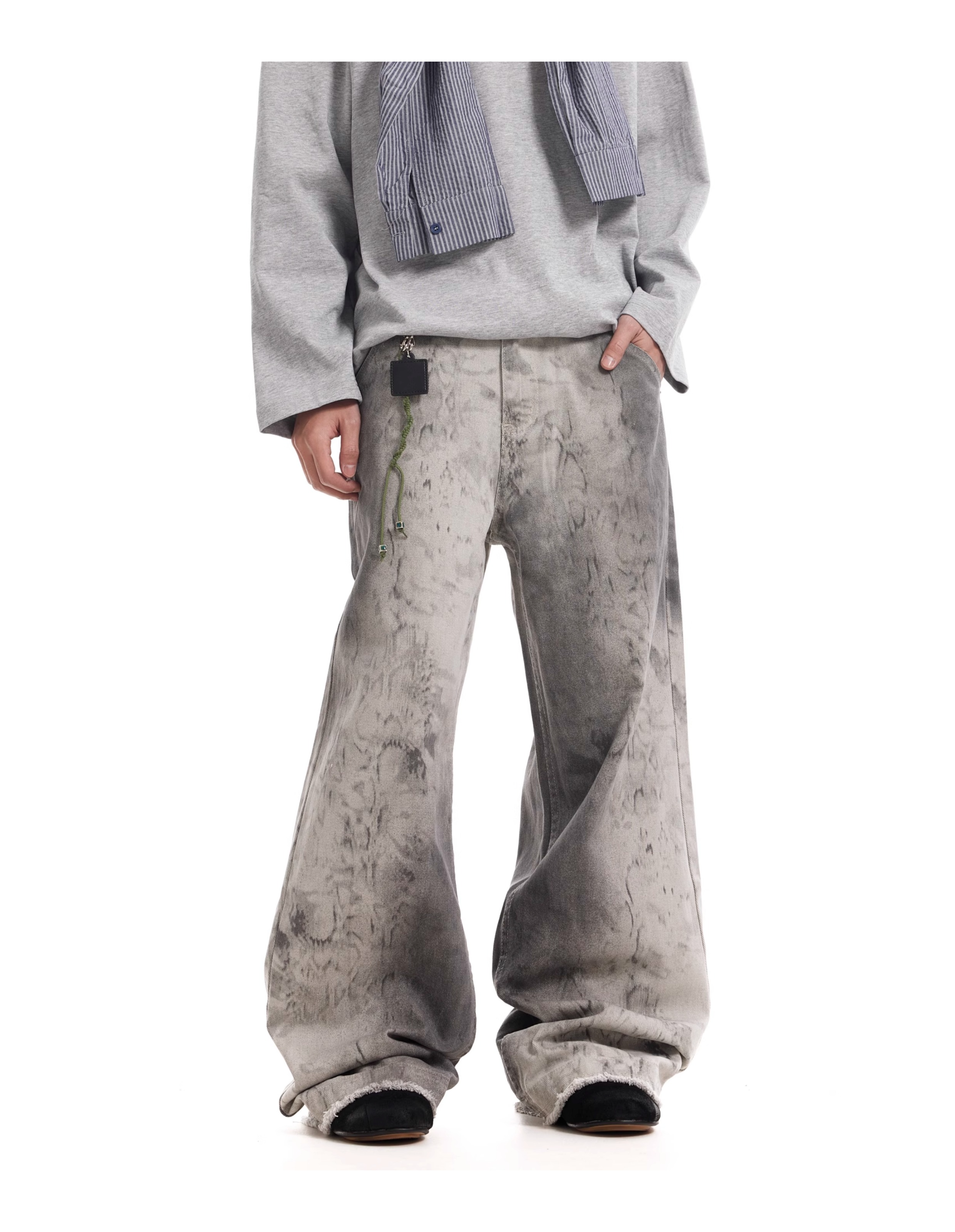 WASHED DISTRESSED BOOTCUT PANTS