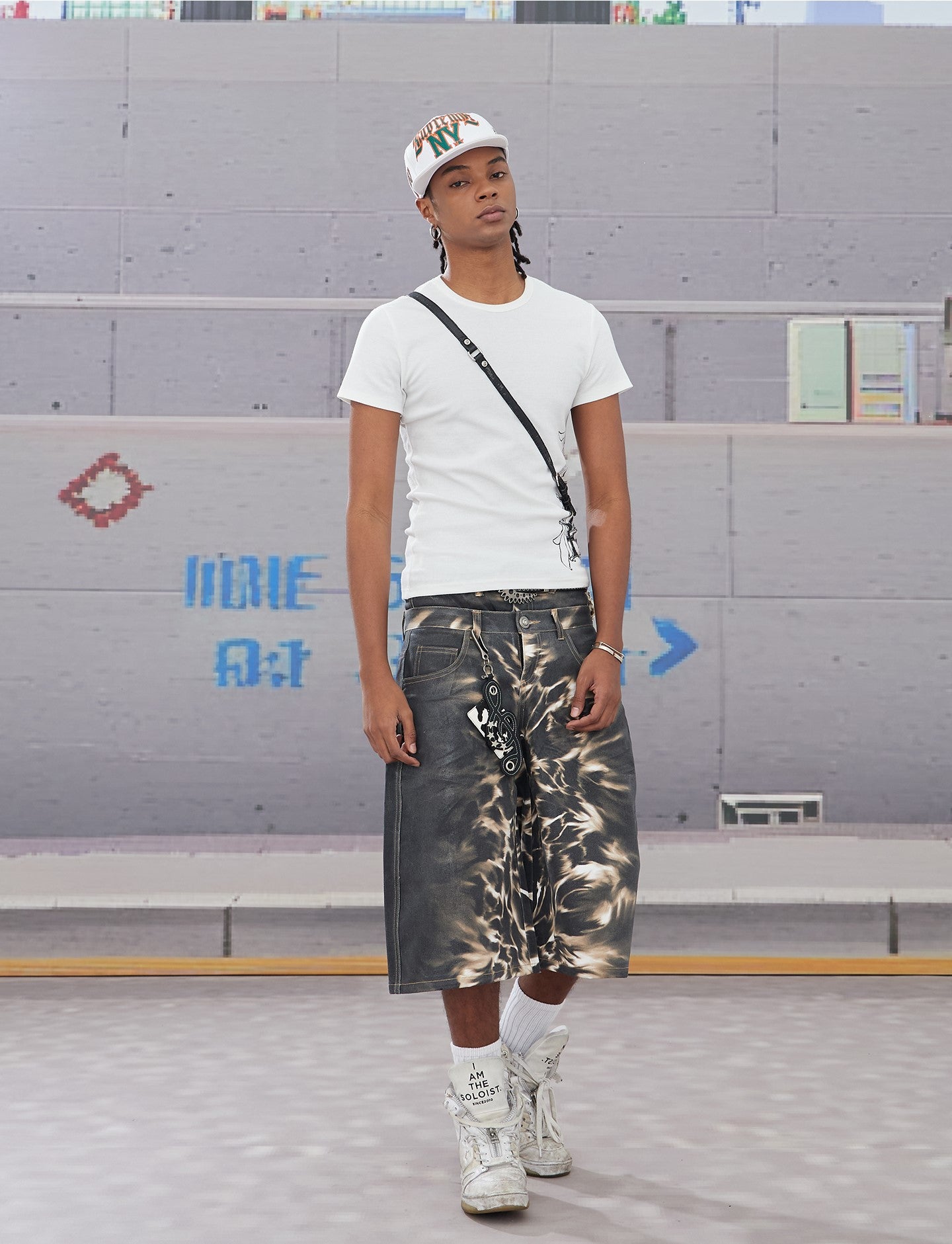 RAZOR GRAPH DENIM SHORTS