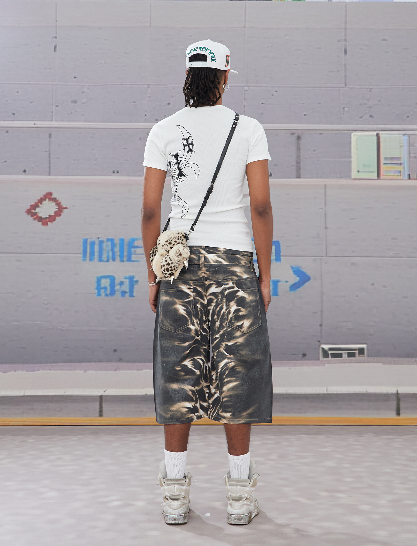 RAZOR GRAPH DENIM SHORTS