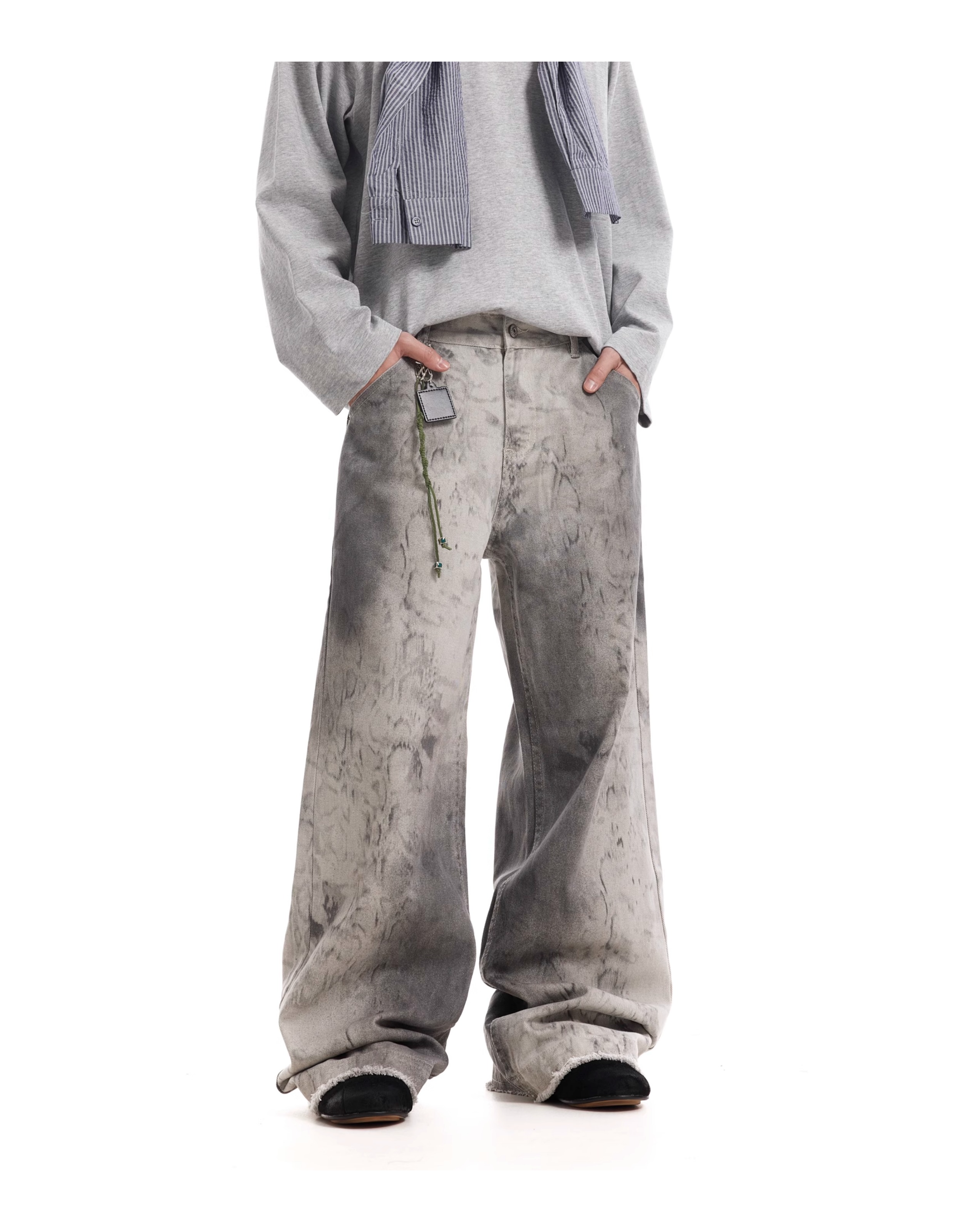 WASHED DISTRESSED BOOTCUT PANTS