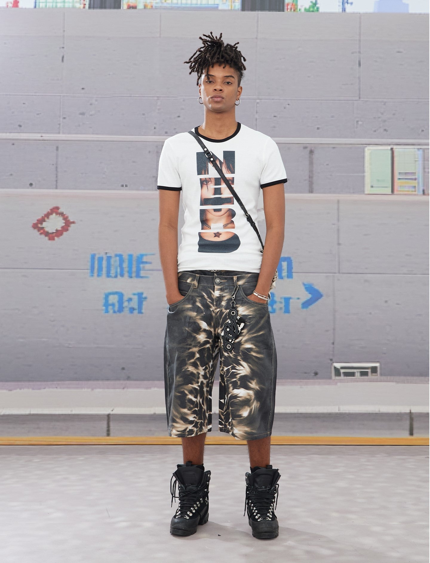 RAZOR GRAPH DENIM SHORTS