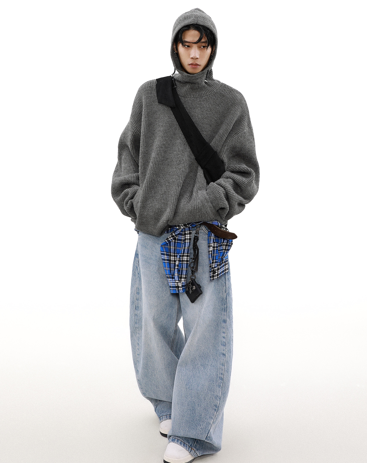 NOMAD DRAPE KNIT HOODIE