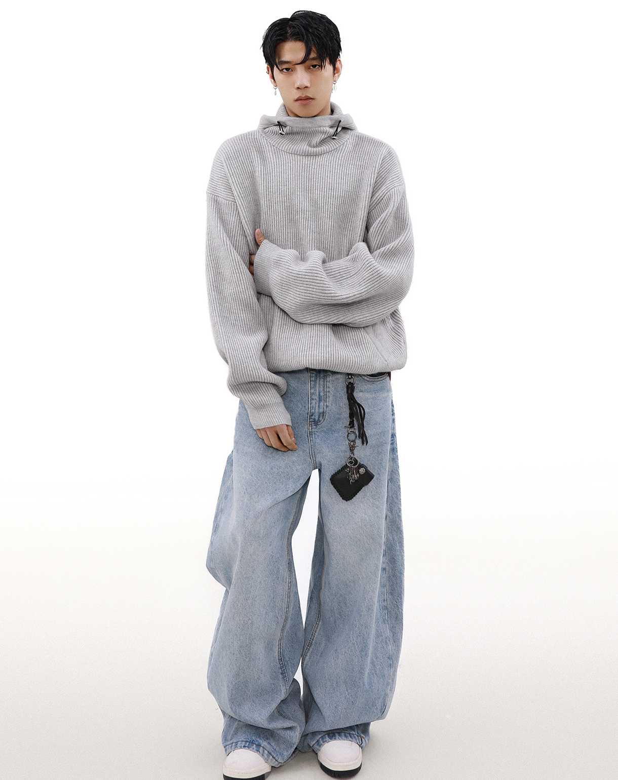 NOMAD DRAPE KNIT HOODIE