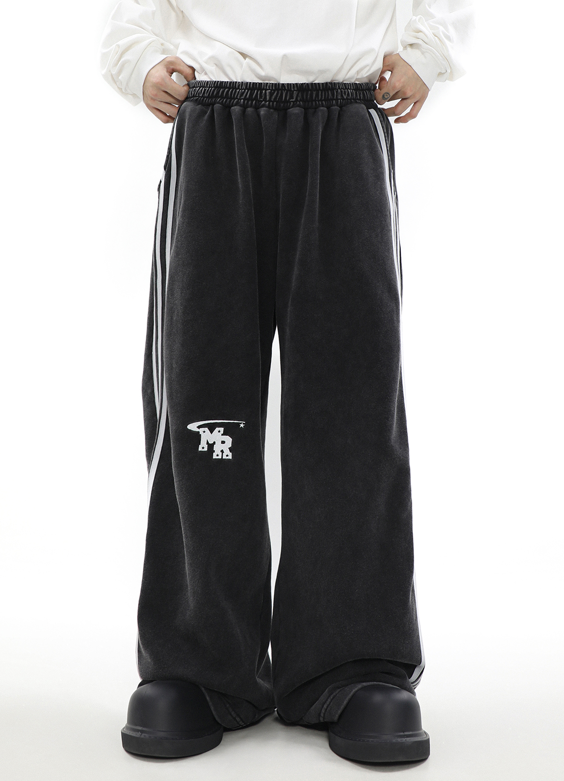 URBAN FLOW TRACK SET PANTS
