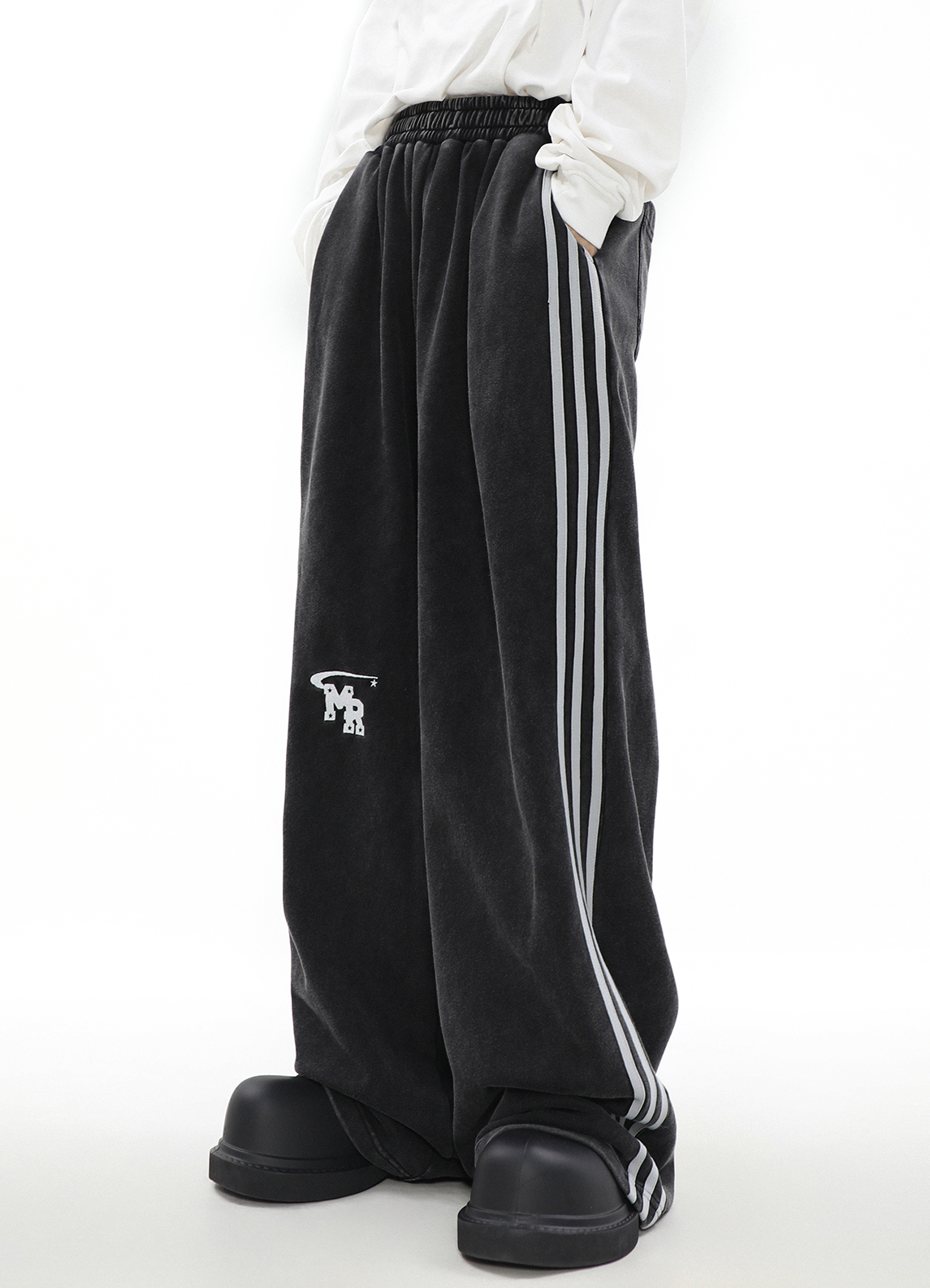 URBAN FLOW TRACK SET PANTS