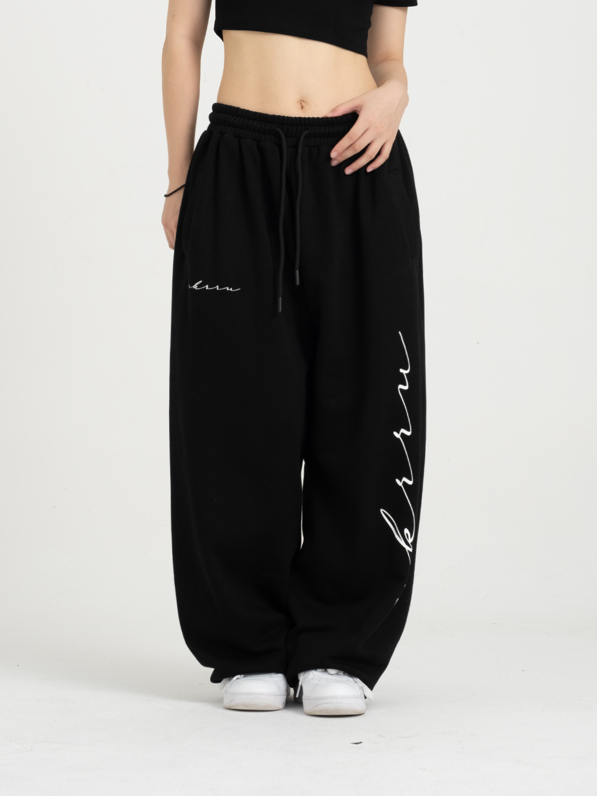 NOMAD GROOVE SWEATPANTS