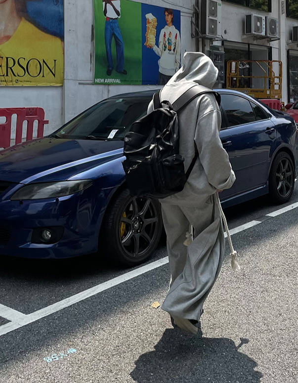 PHANTOM OVERSIZED HOODIE