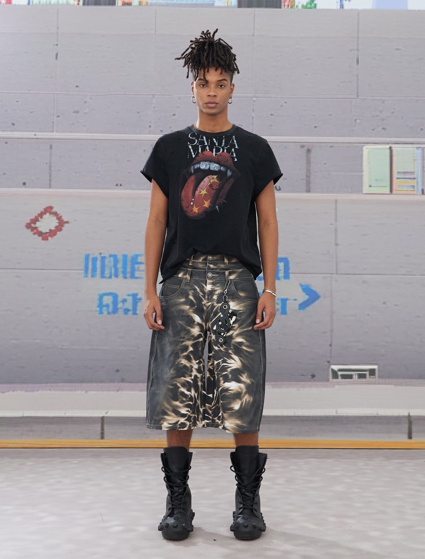 RAZOR GRAPH DENIM SHORTS