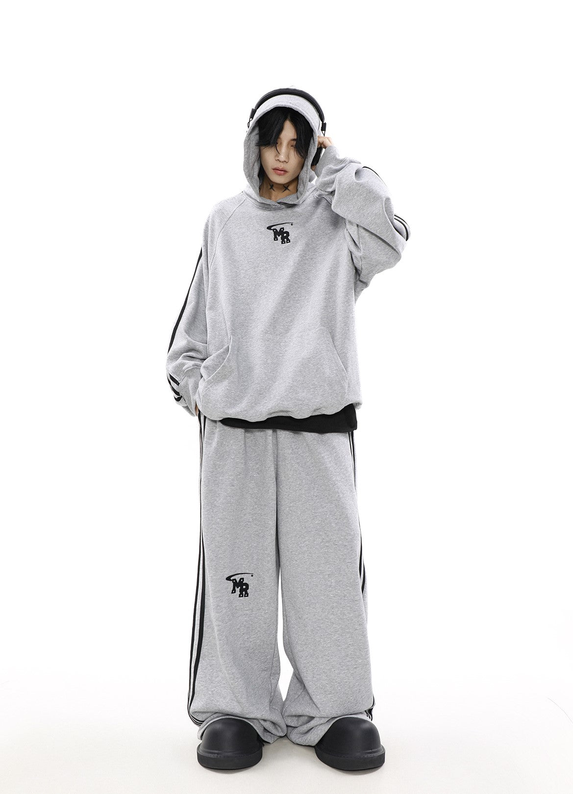 URBAN FLOW TRACK SET HOODIE