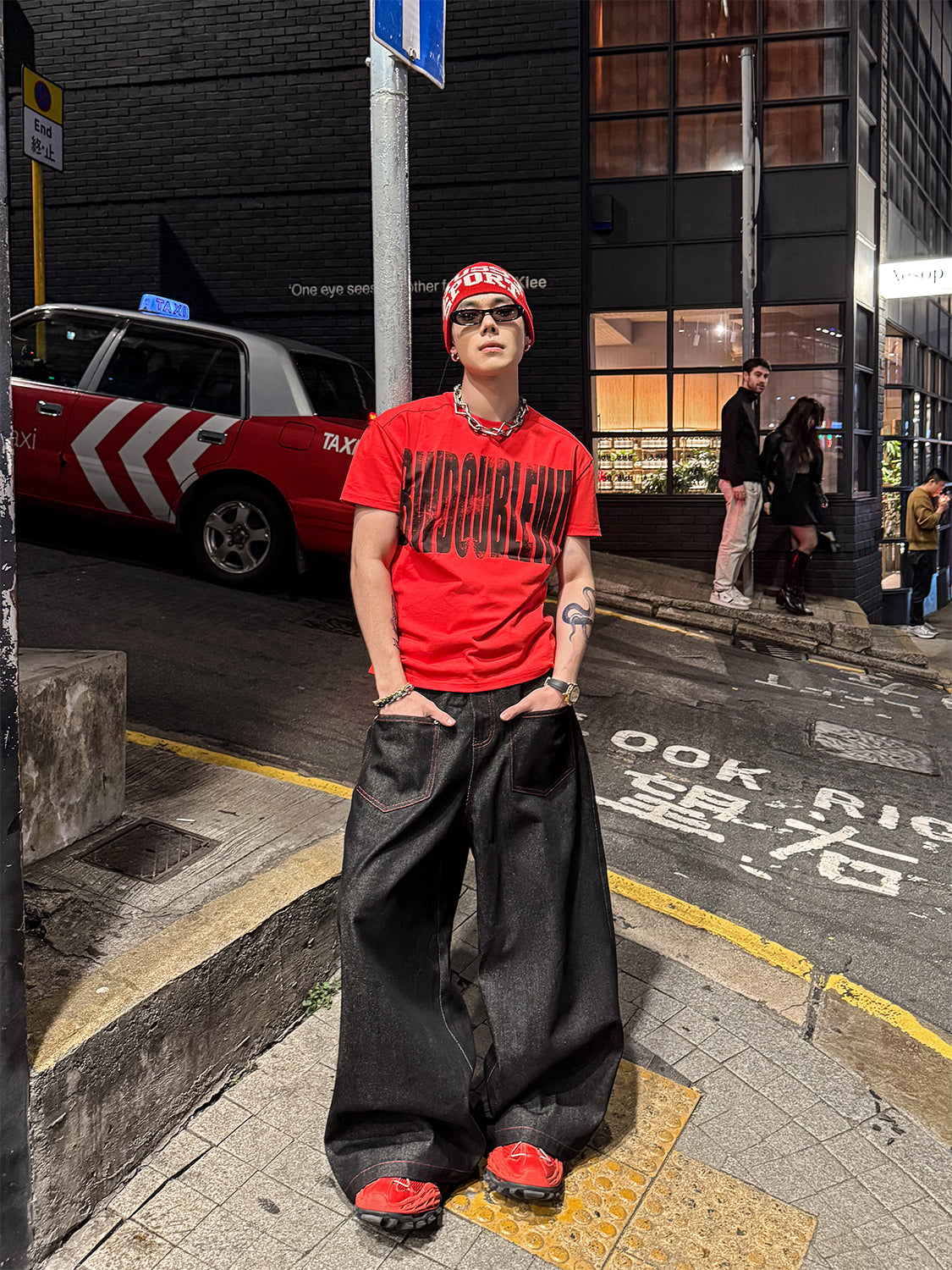 CRIMSON BAGGY DENIM PANTS