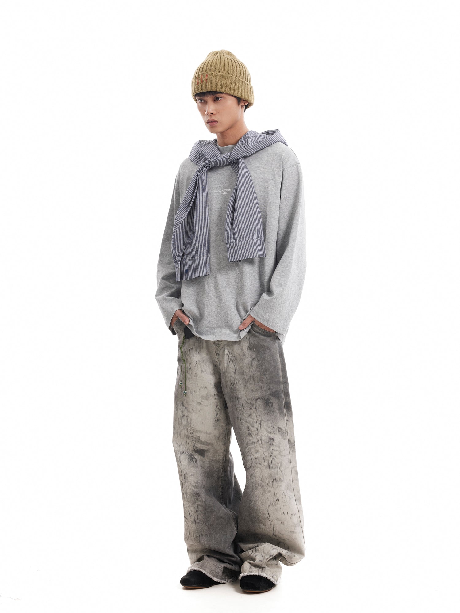 WASHED DISTRESSED BOOTCUT PANTS