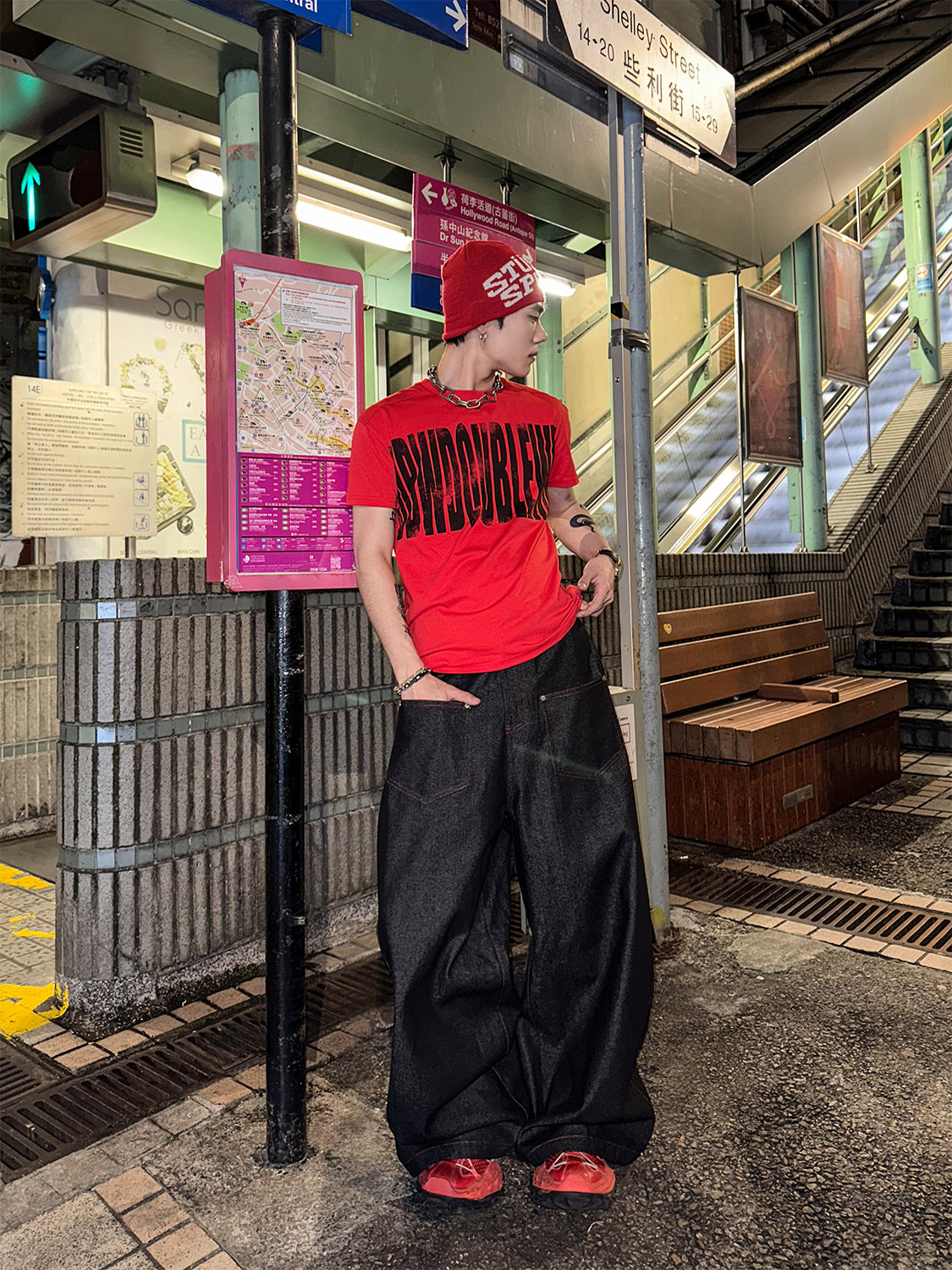 CRIMSON BAGGY DENIM PANTS