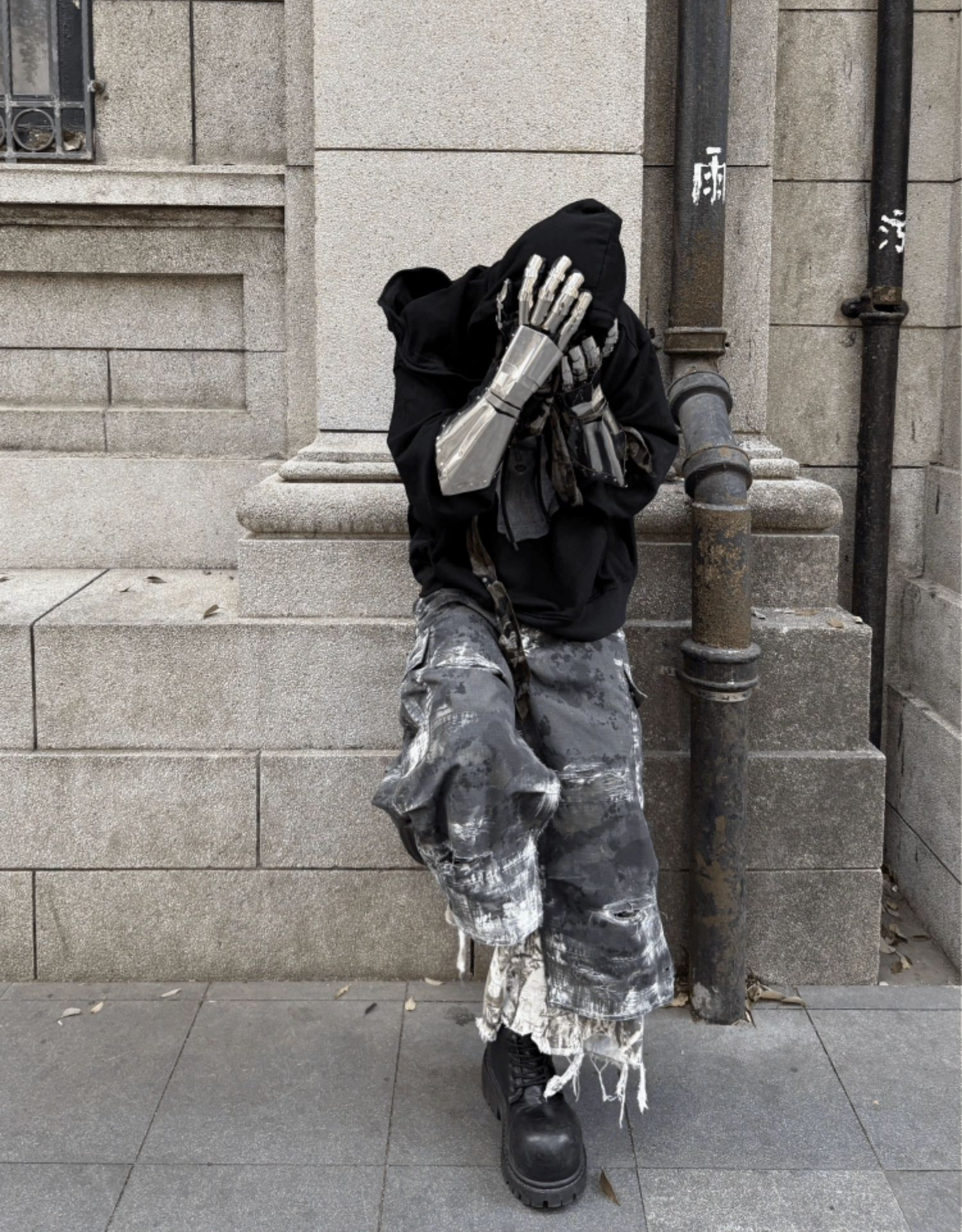 CAMO RAZE DENIM SHORTS