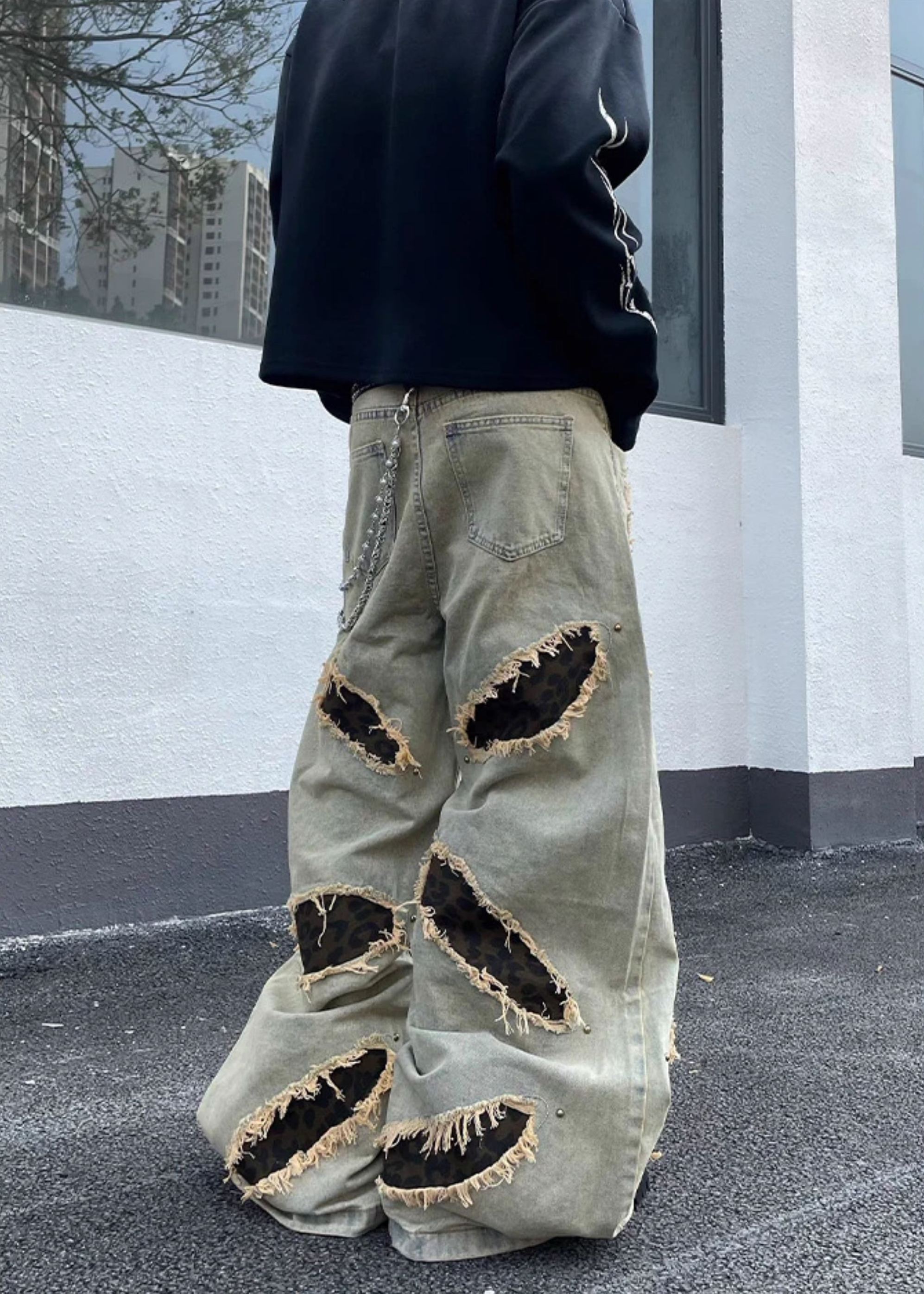 LEOPARD BAGGY DENIM PANTS