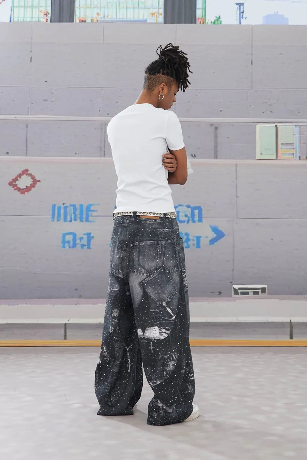 AWESOME SLIM TEE