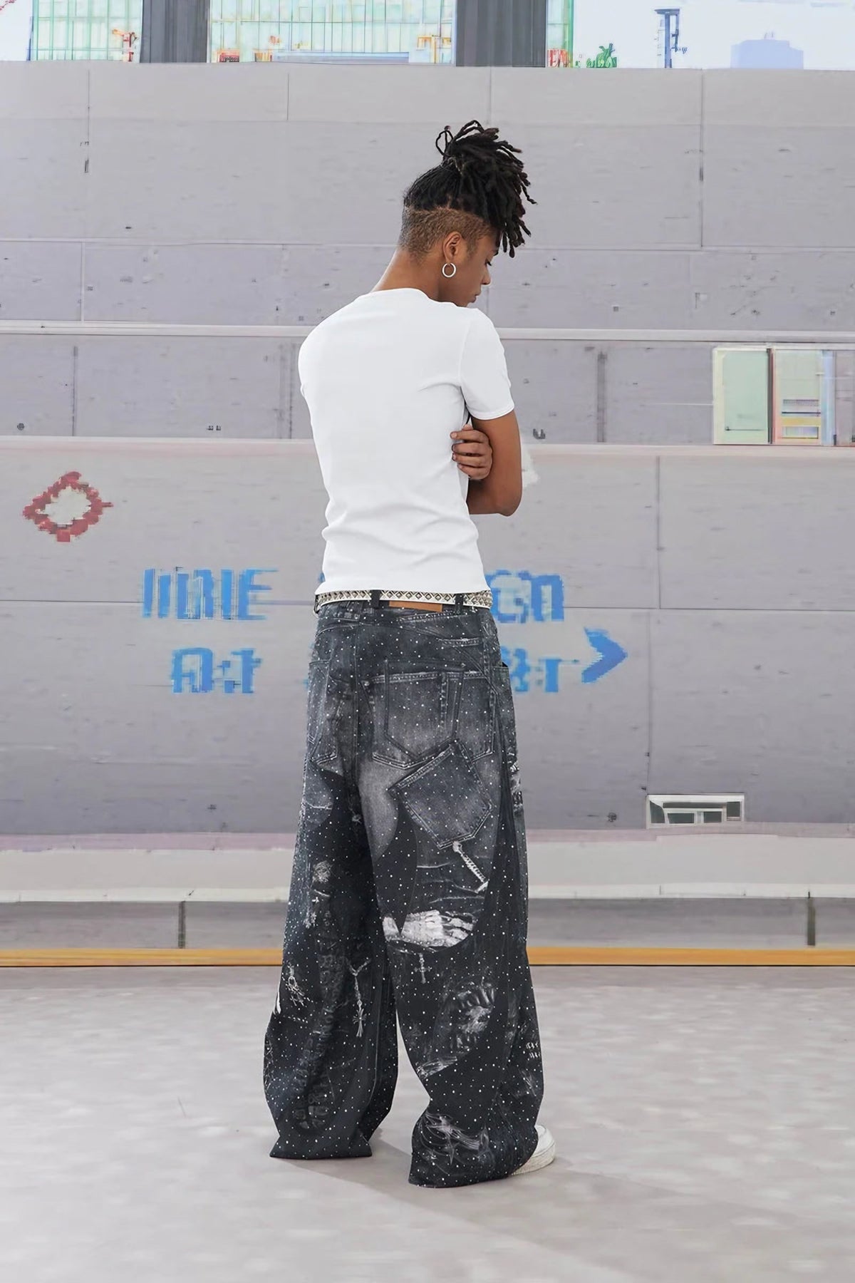 AWESOME SLIM TEE