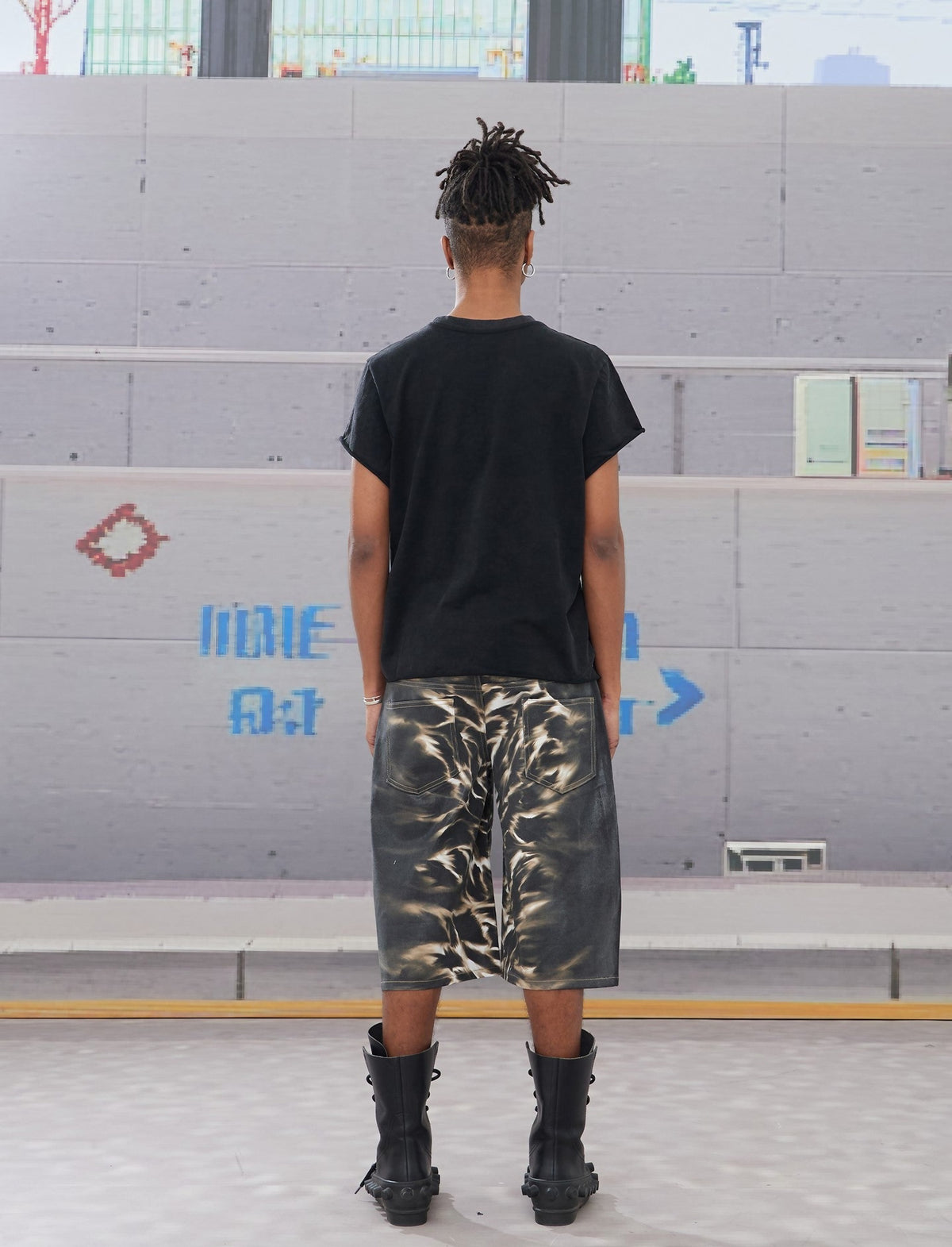 RAZOR GRAPH DENIM SHORTS