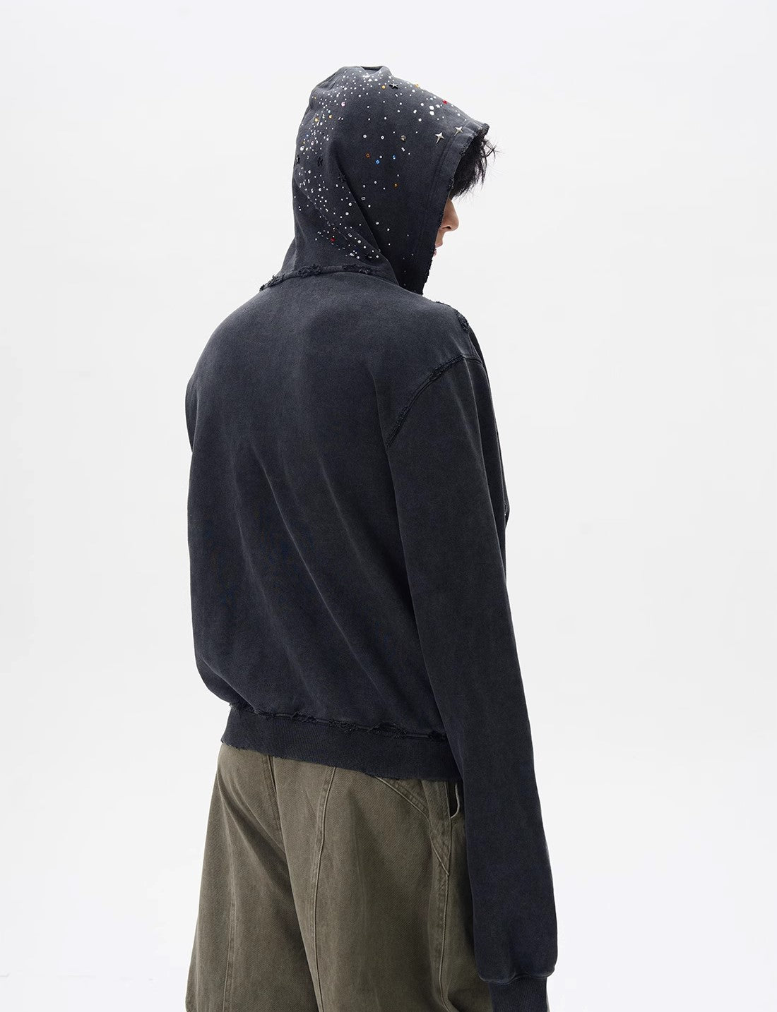 RHINESTONE DAMAGED ZIPPED HOODIE｜ラインストーンパーカー 黒 メンズ