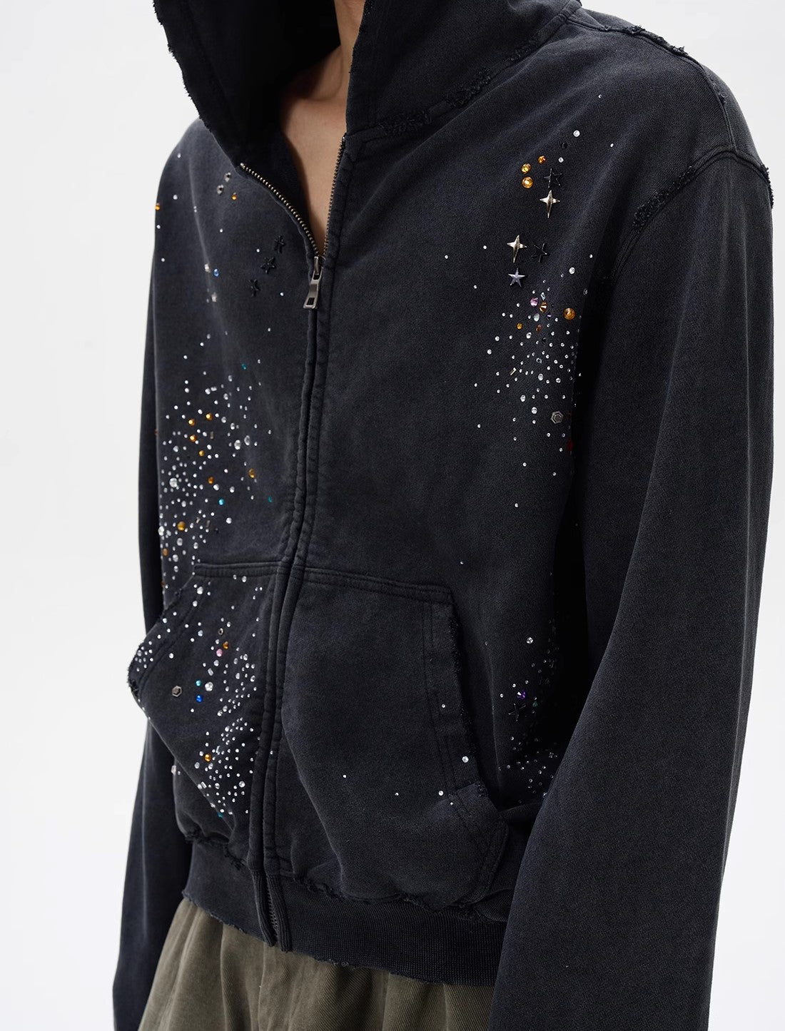 RHINESTONE DAMAGED ZIPPED HOODIE｜ラインストーンパーカー 黒 メンズ