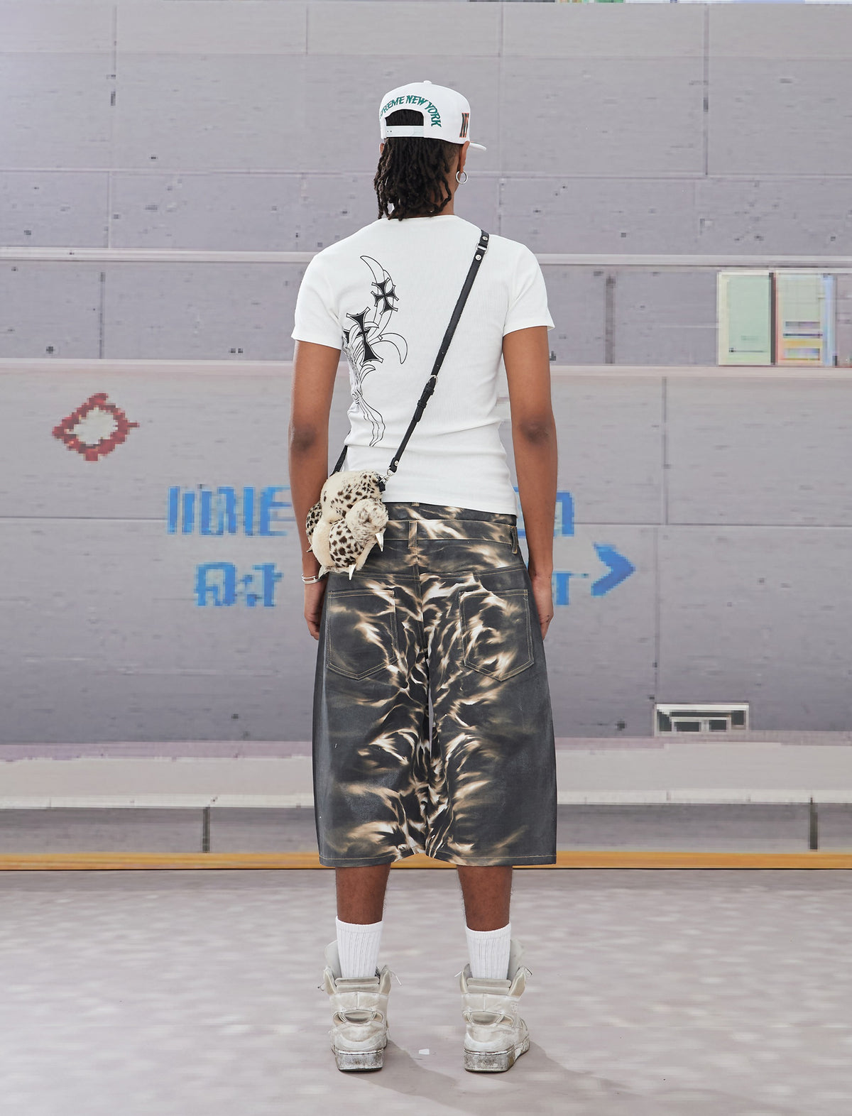 RAZOR GRAPH DENIM SHORTS