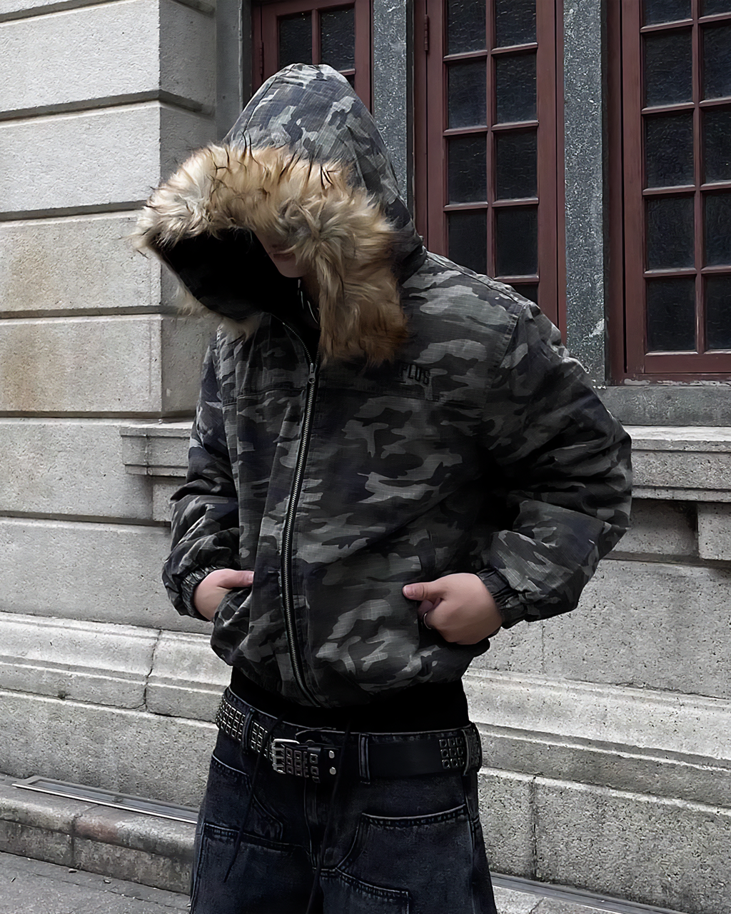 RICH FUR MILITARY JACKET