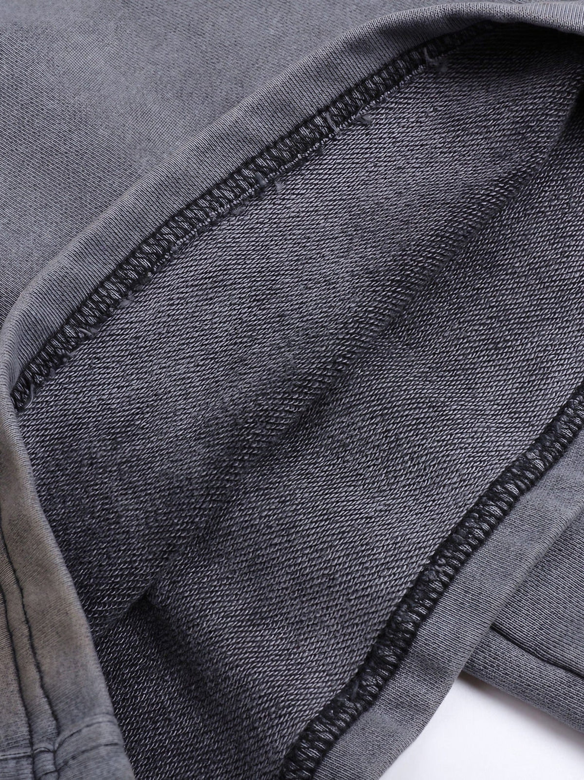 DISTRESSED CRINKED BAGGY SWEATPANTS