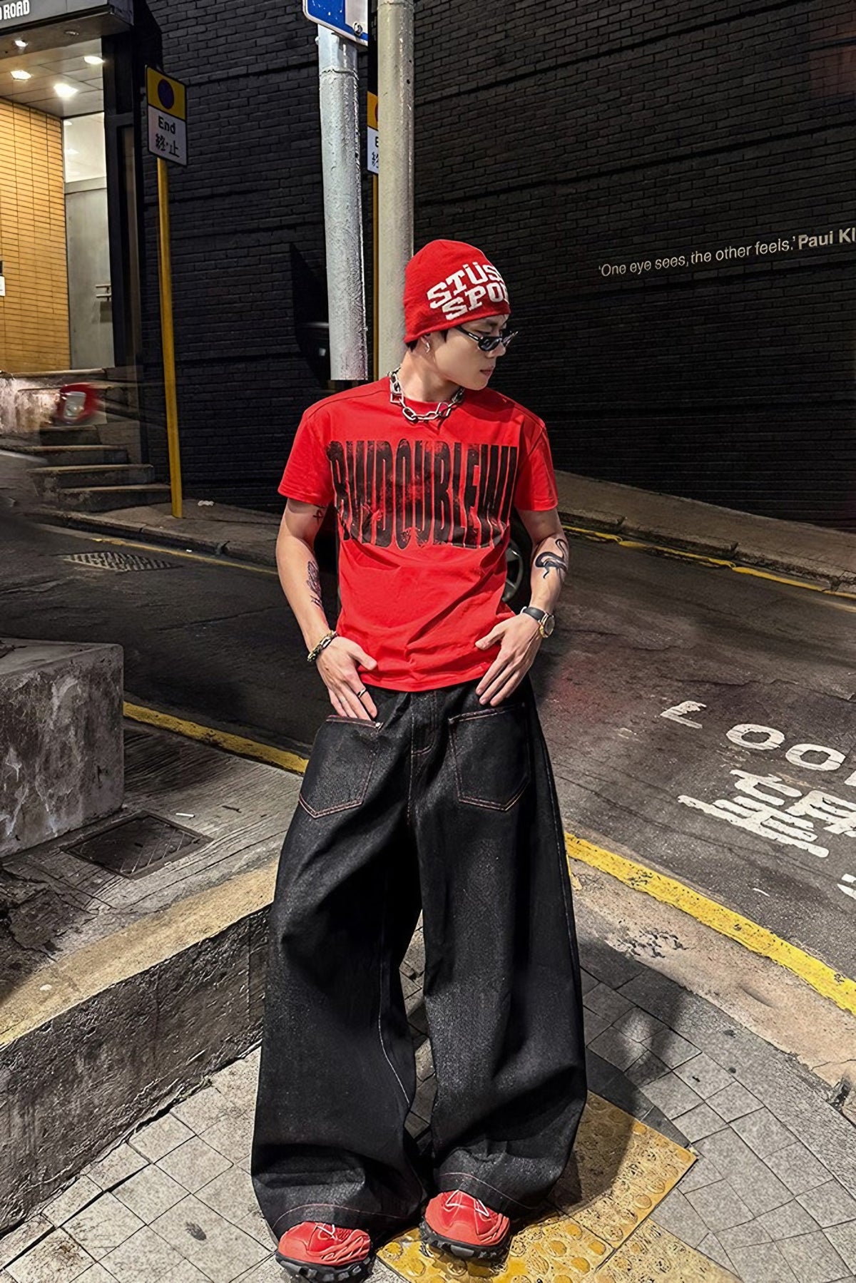 GRAFFITI SLIM FIT TEE