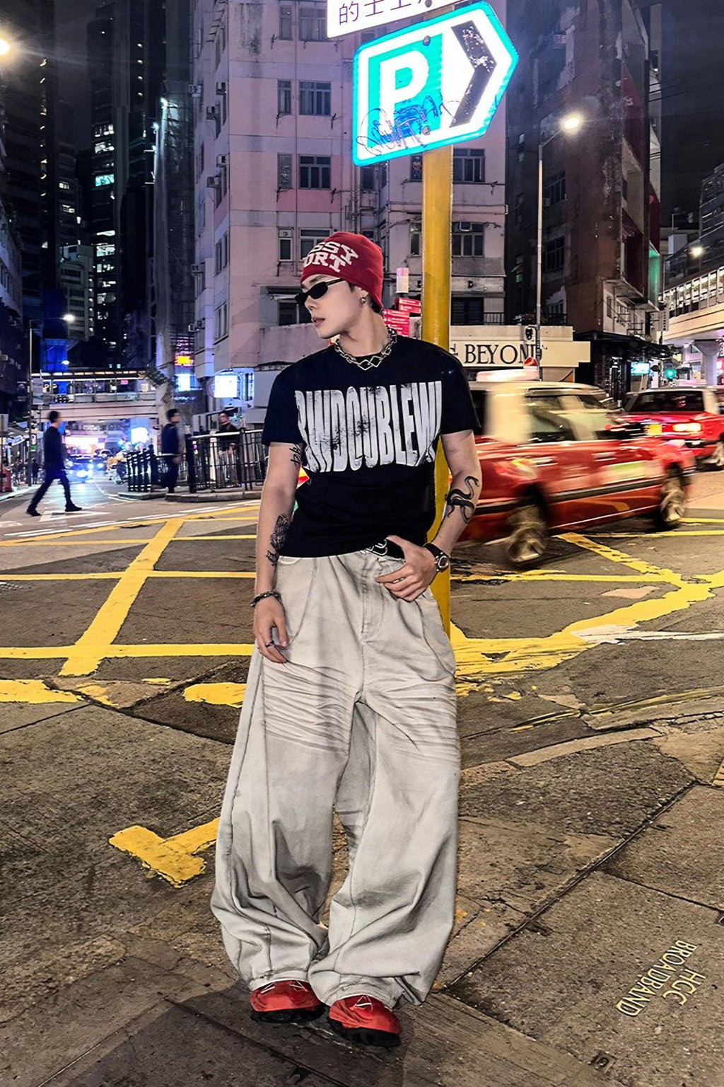 GRAFFITI SLIM FIT TEE