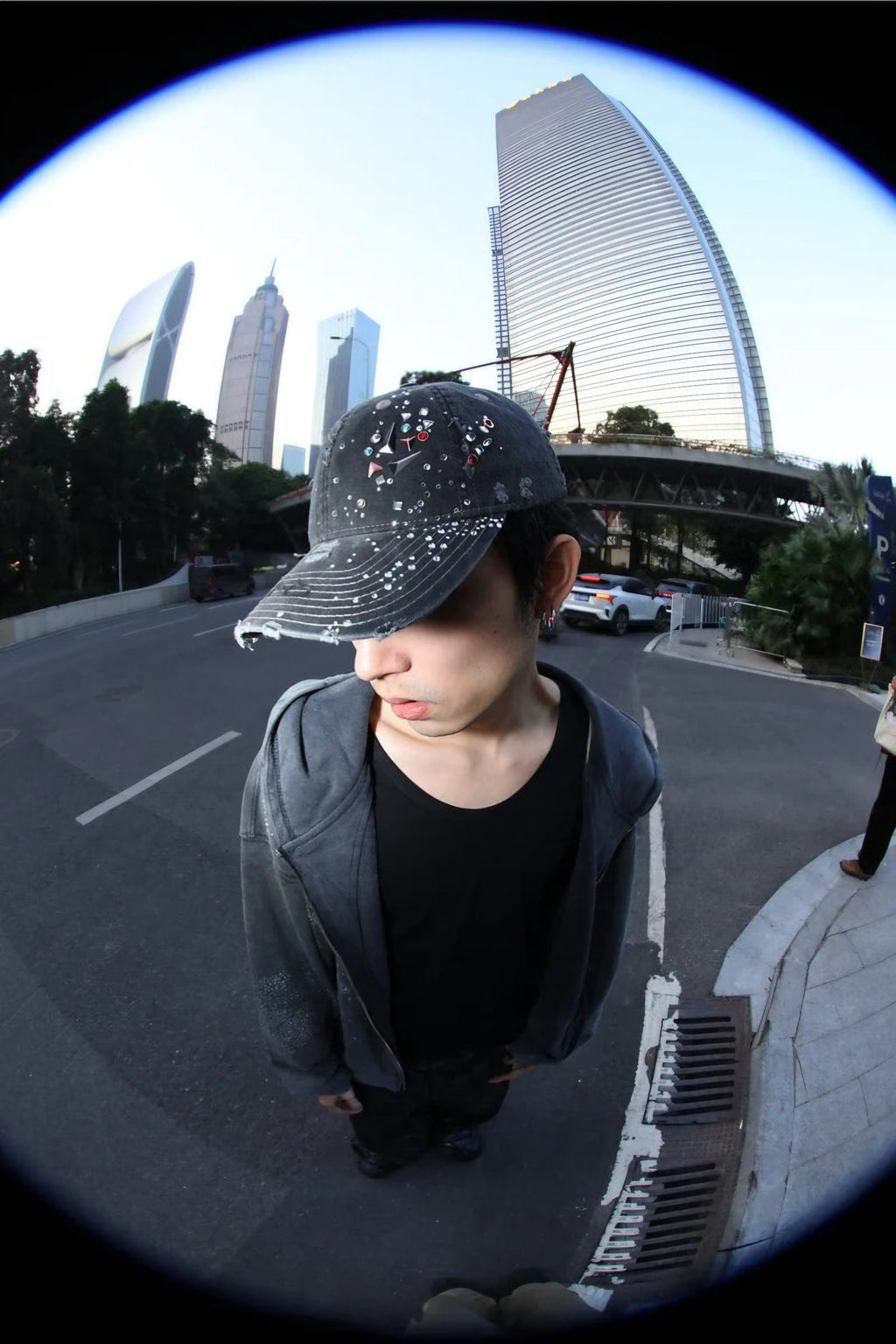 GRITTY JEWEL CAP