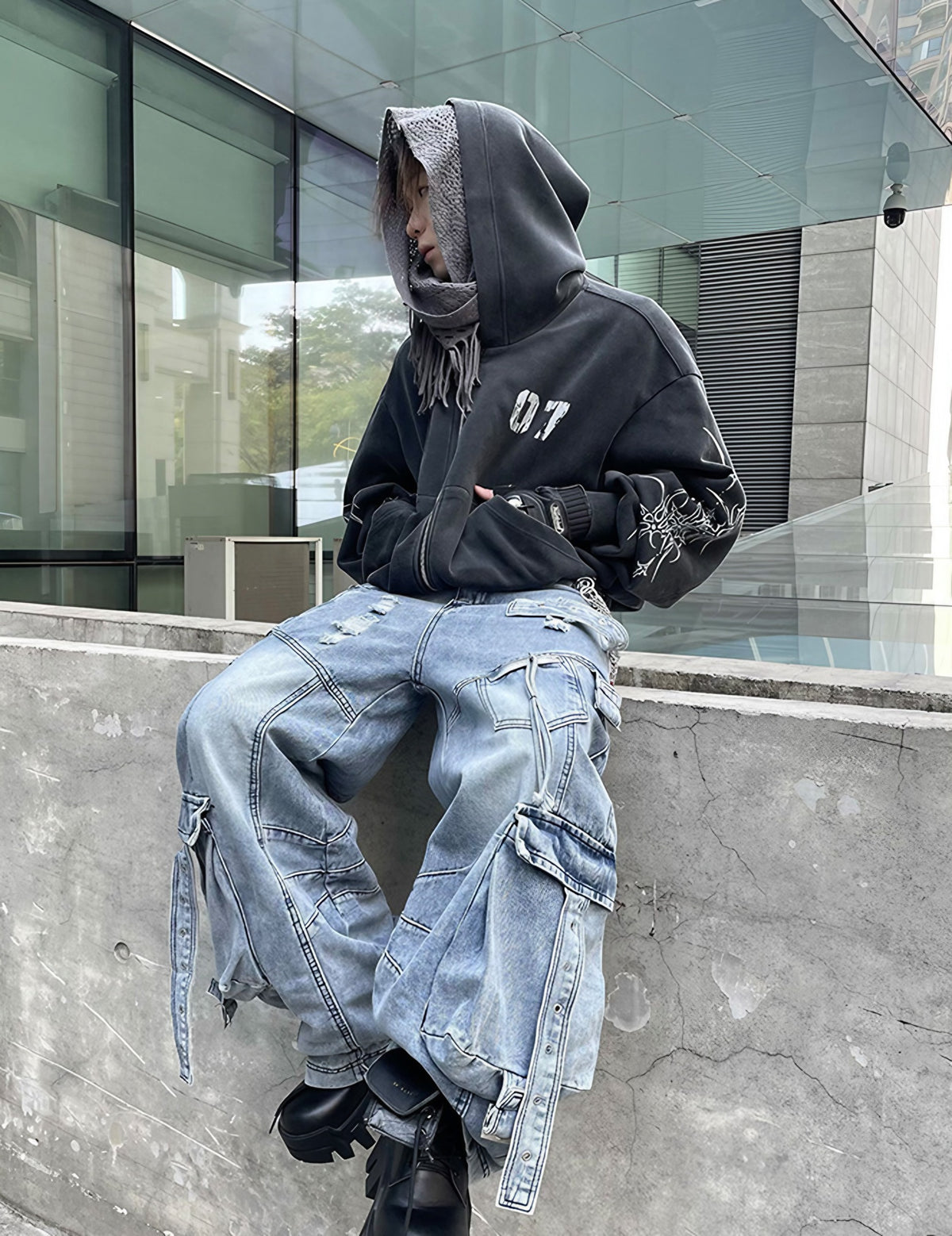 MODERN PRINTED HOODIE