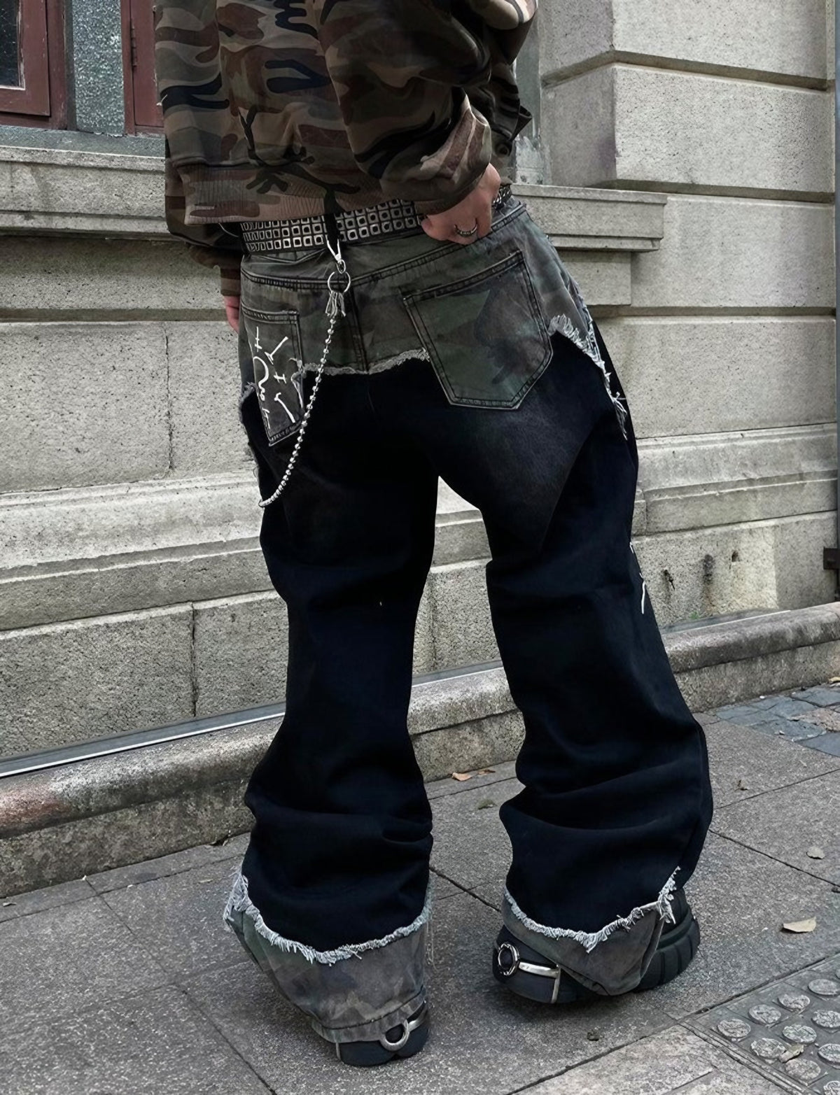 RAW FLAIR DENIM PANTS