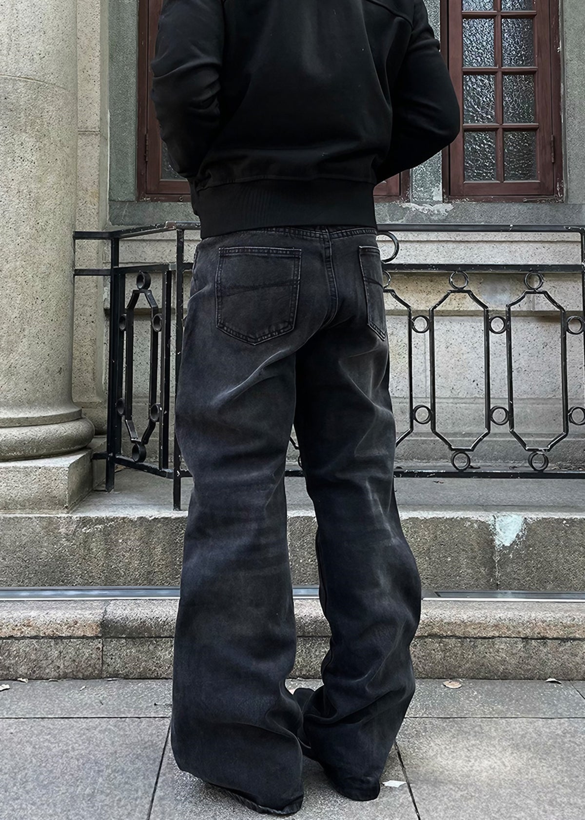 CLASSICAL FLARE DENIM PANTS