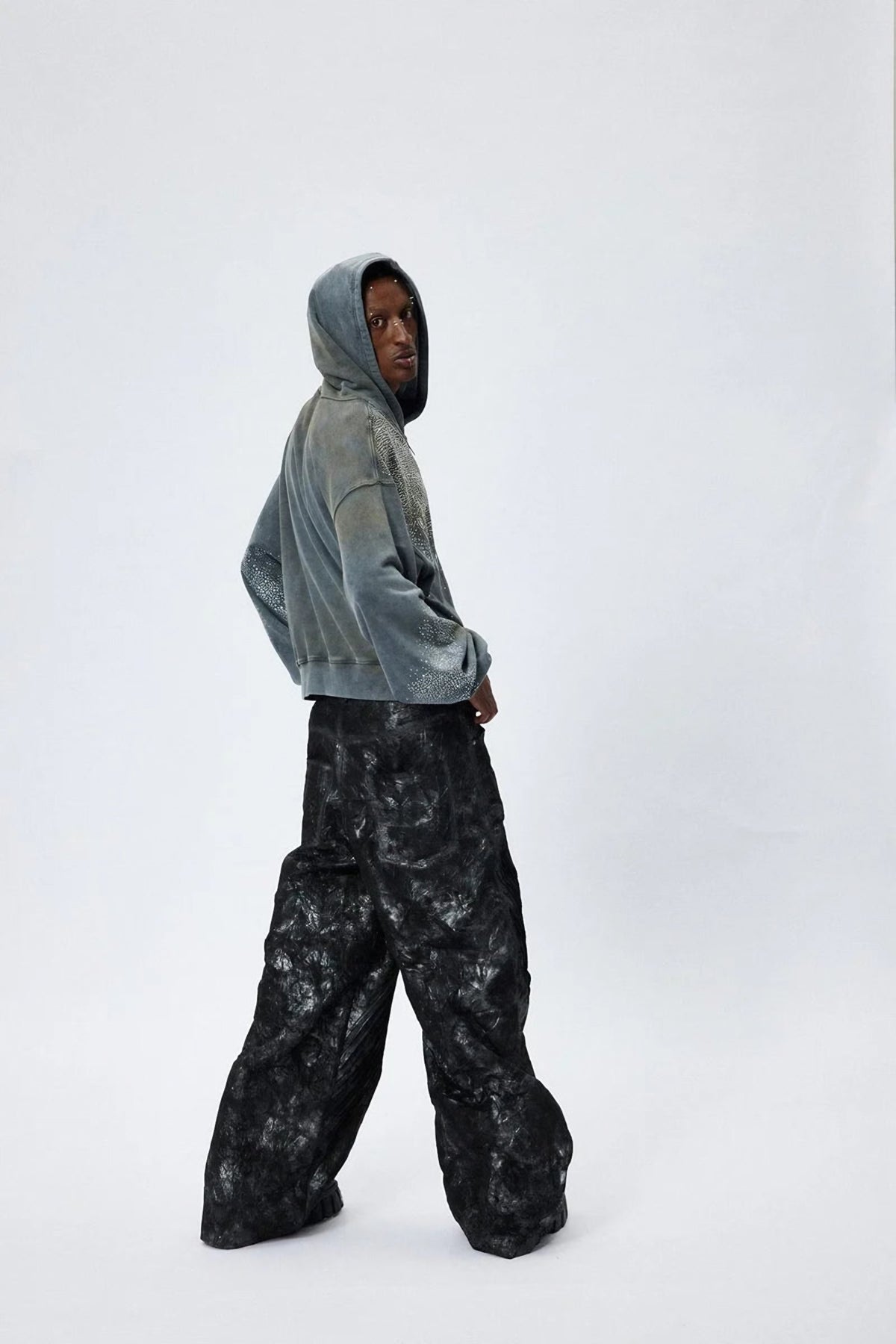 RHINESTONES ZIP-UP HOODIE