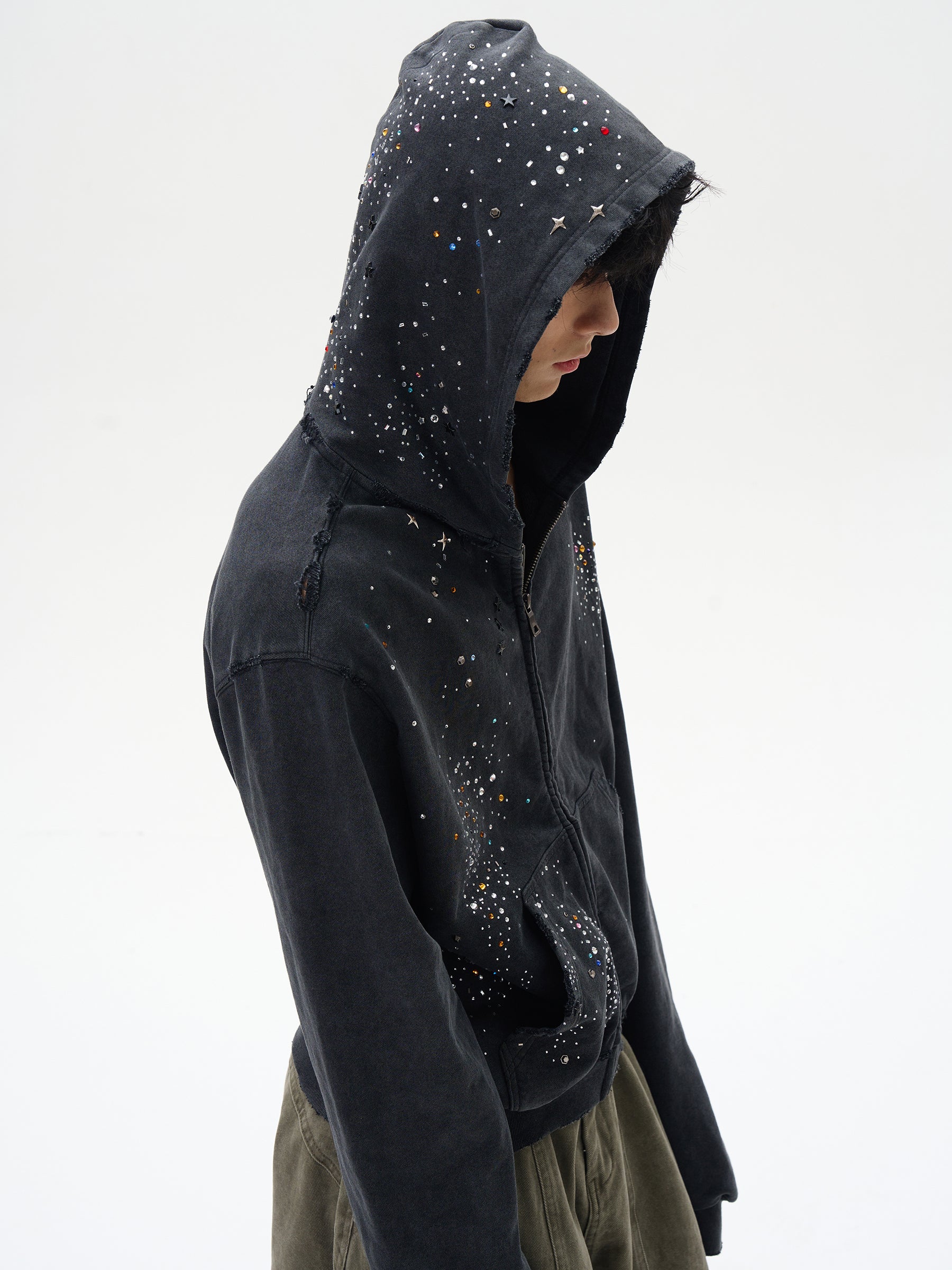 RHINESTONE DAMAGED ZIPPED HOODIE｜ラインストーンパーカー 黒 メンズ