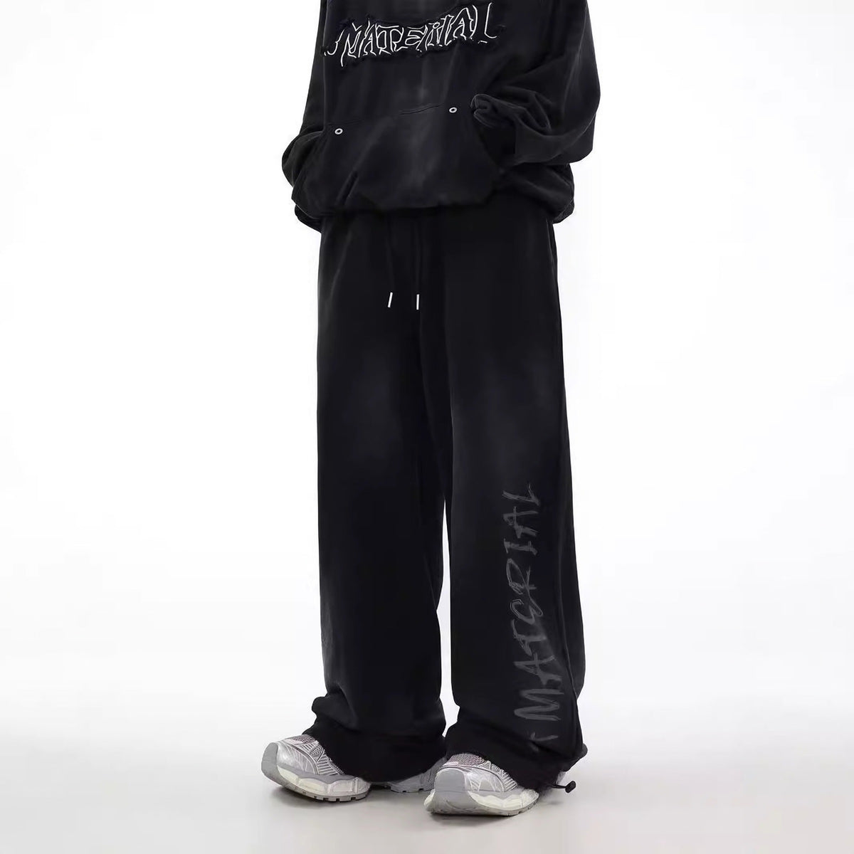 ACID WASHED INITIAL PANTS