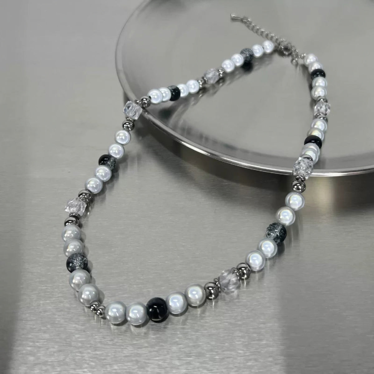 NERAVI NECKLACE