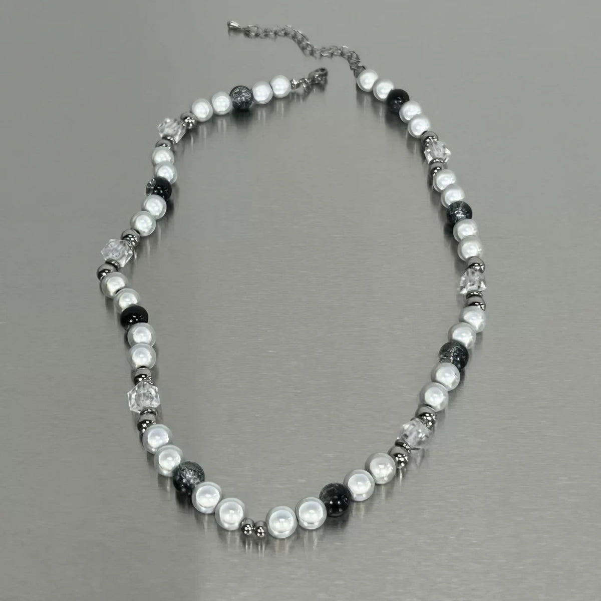 NERAVI NECKLACE