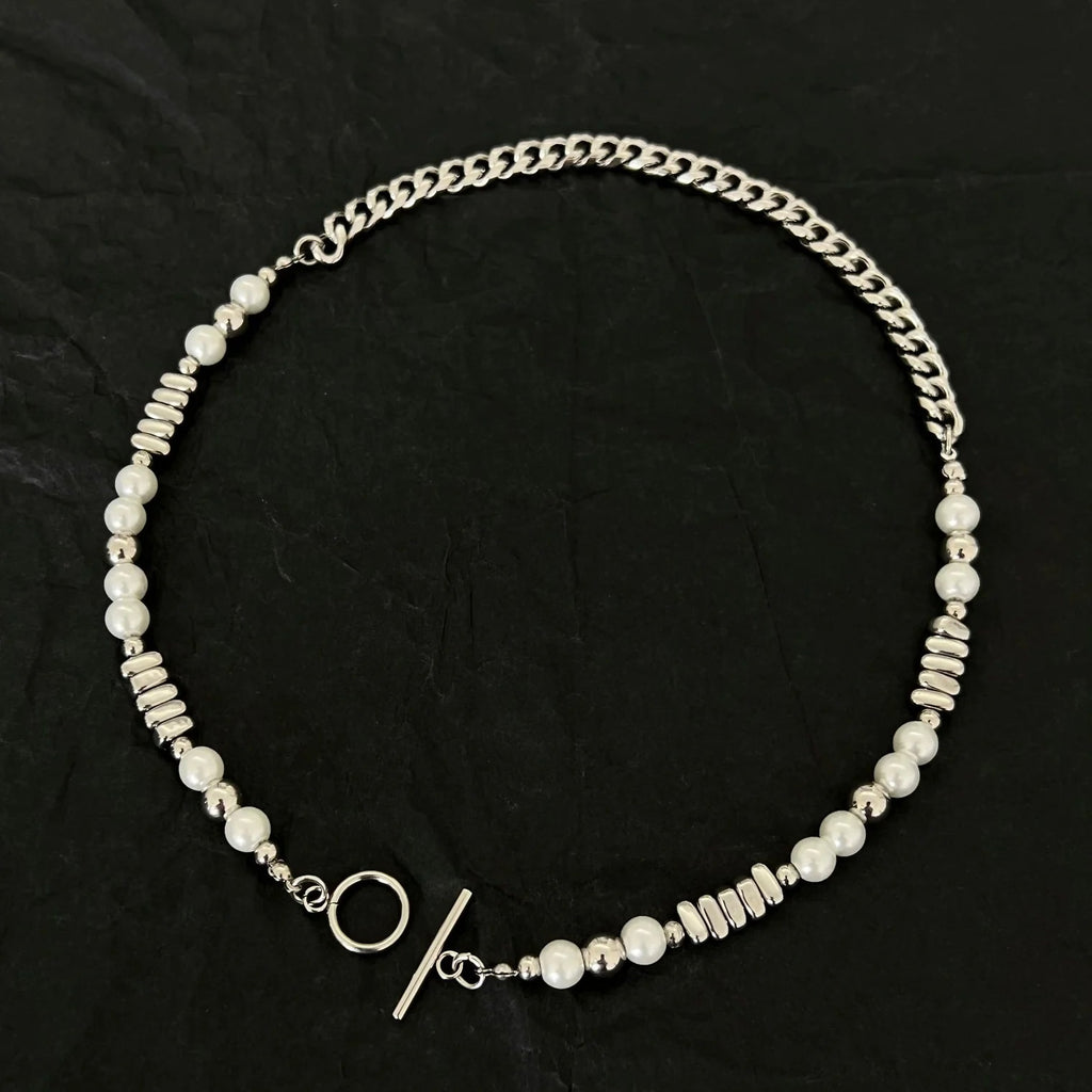 MONELA NECKLACE