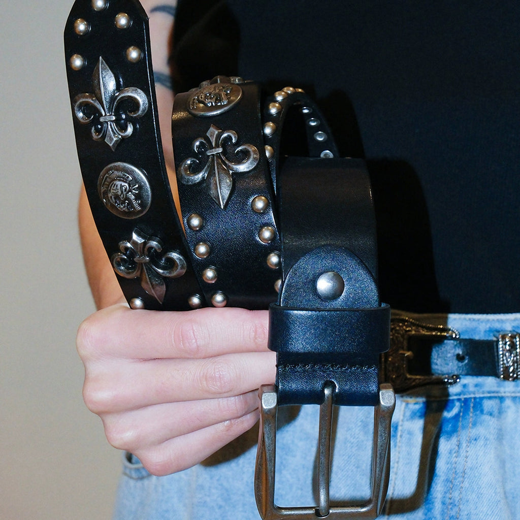 KNIGHT STUDDED BELT