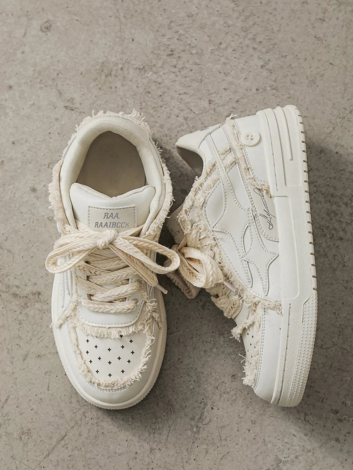 CHALK ROPELACE SNEAKER