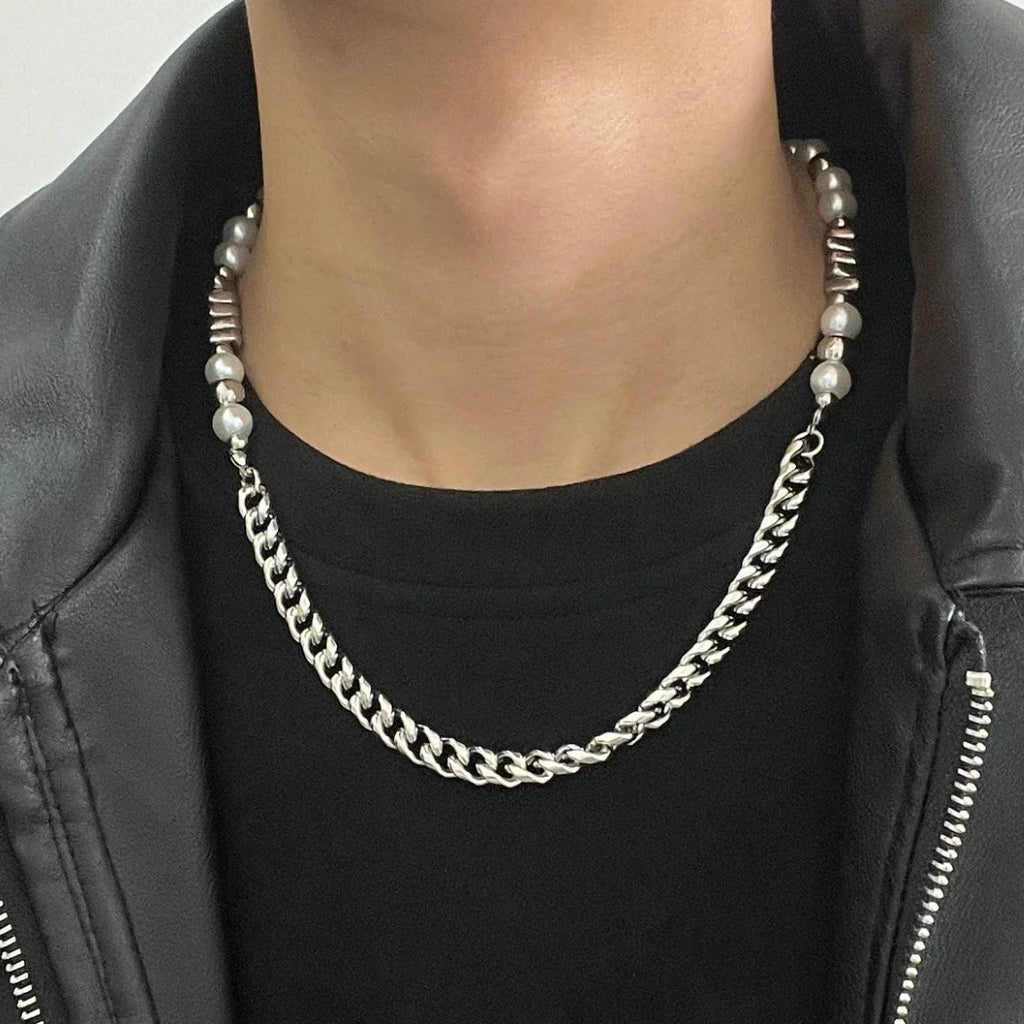 MONELA NECKLACE