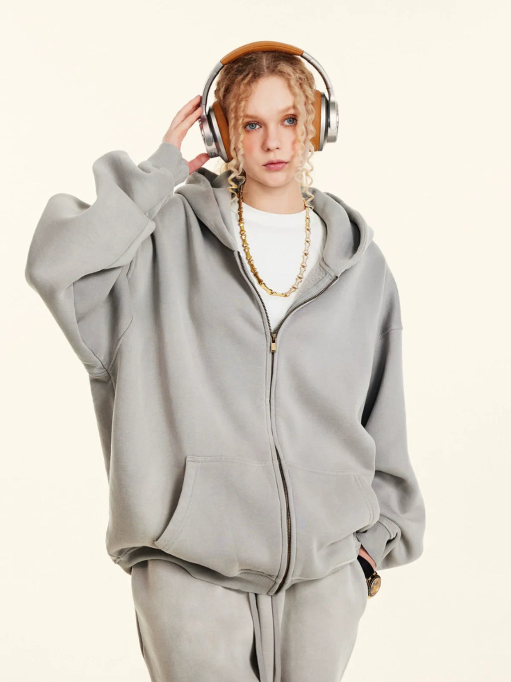 HORIZON GRADIENT HOODIE