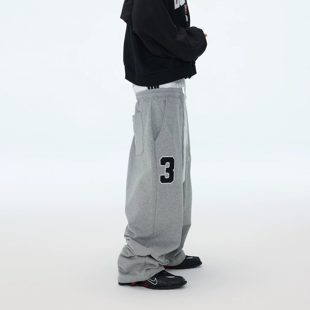 KAURVETH SWEATPANTS