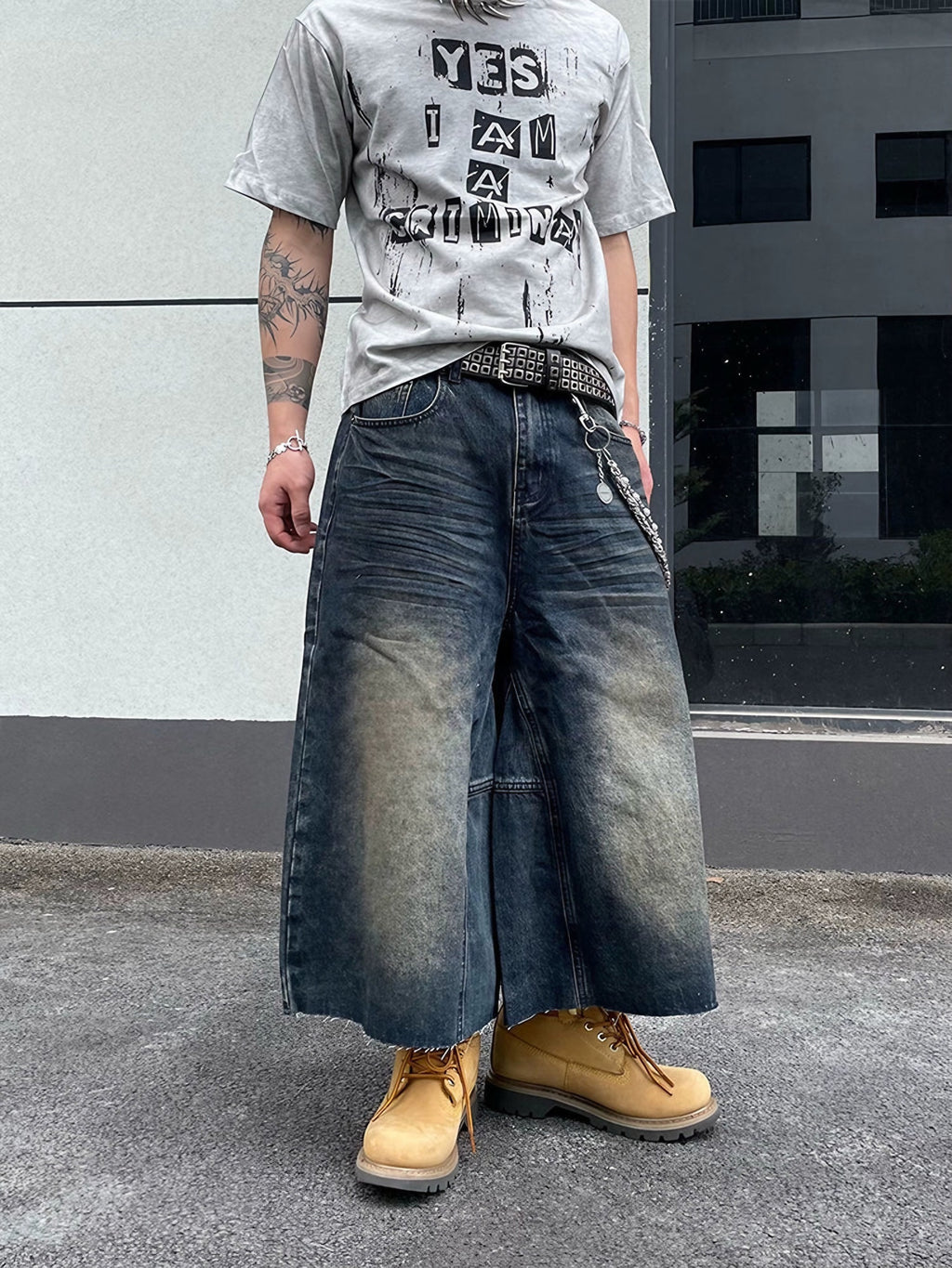 HYDRA WASHED DENIM SHORTS