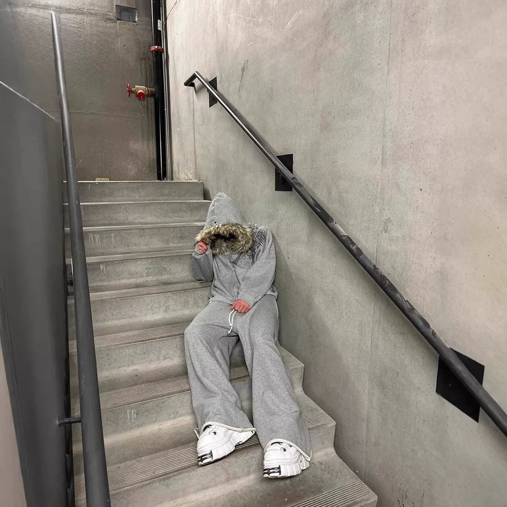 GRAPHIC FUR ZIPPED HOODIE