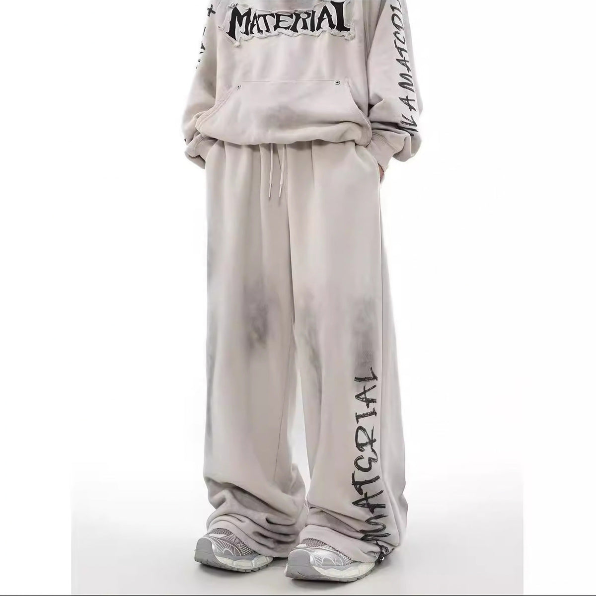 ACID WASHED INITIAL PANTS